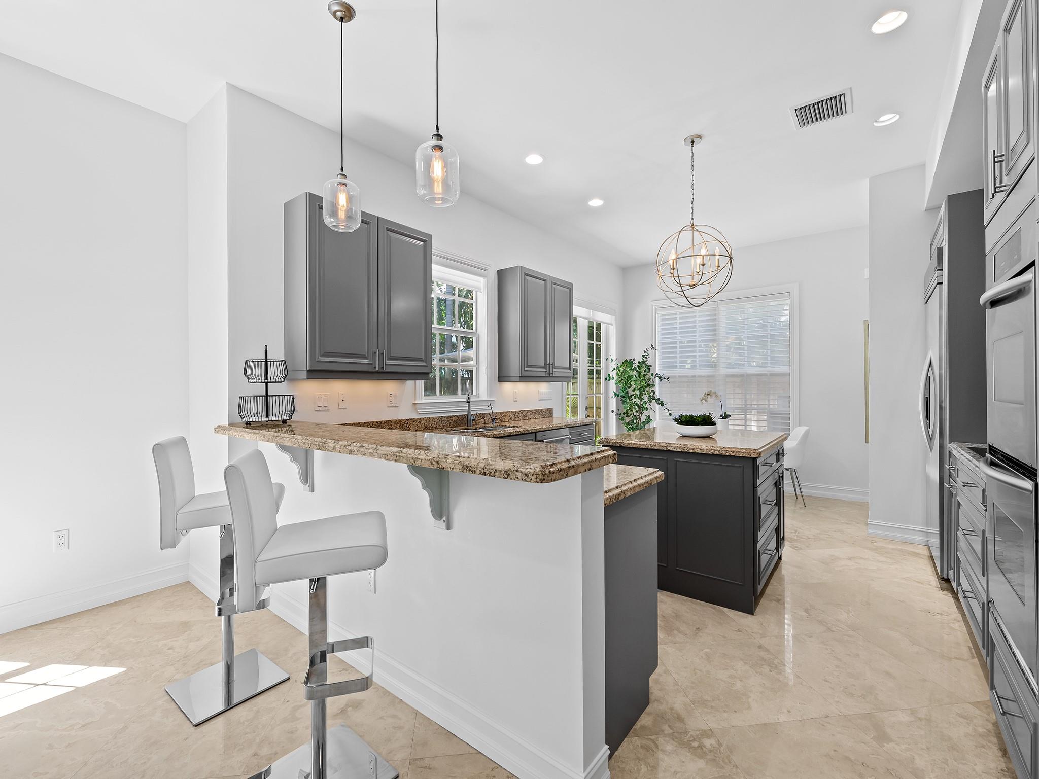 810 SE 5th Ct Fort Lauderdale, FL 33301