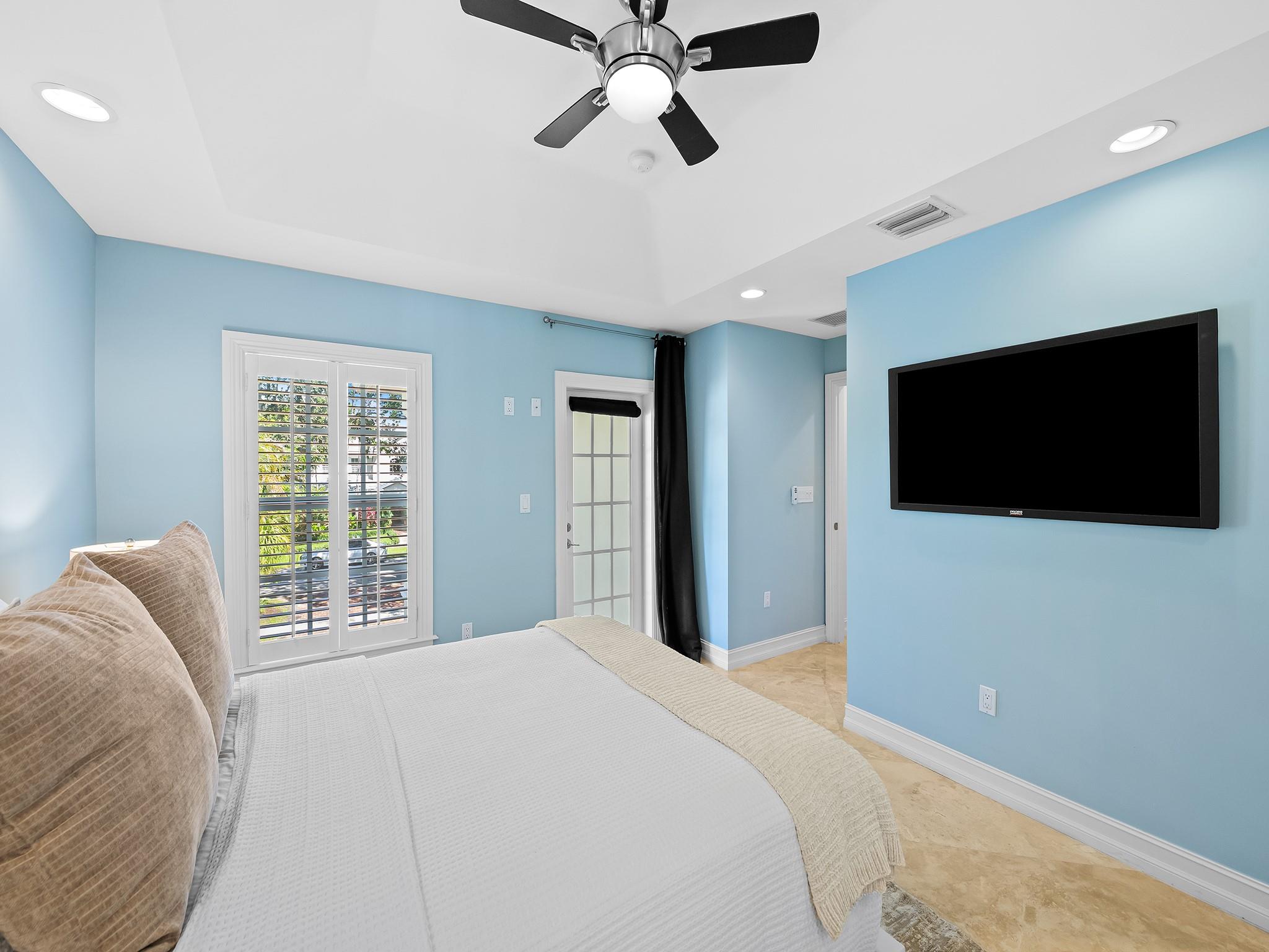 810 SE 5th Ct Fort Lauderdale, FL 33301