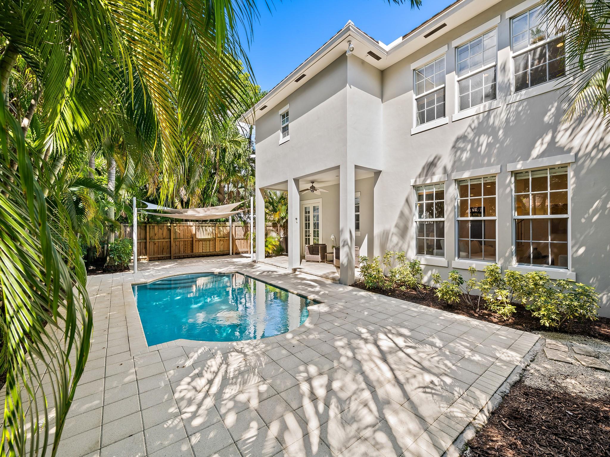 810 SE 5th Ct Fort Lauderdale, FL 33301