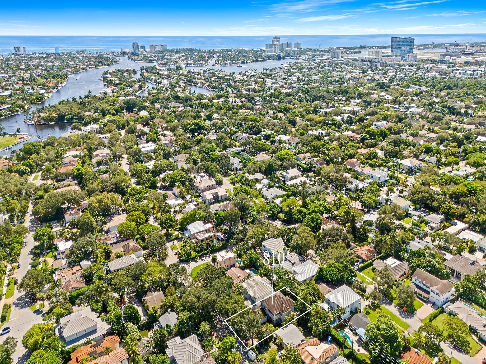 810 SE 5th Ct Fort Lauderdale, FL 33301
