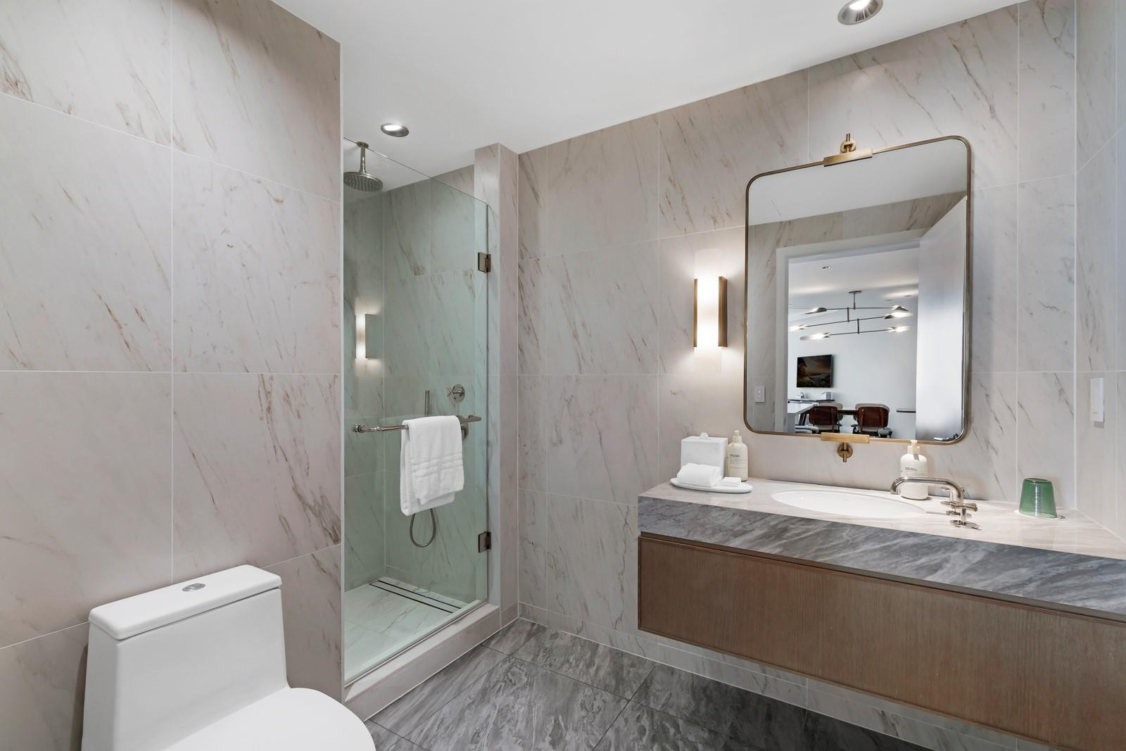 525 N Fort Lauderdale Bch #1504 Fort Lauderdale, FL 33304