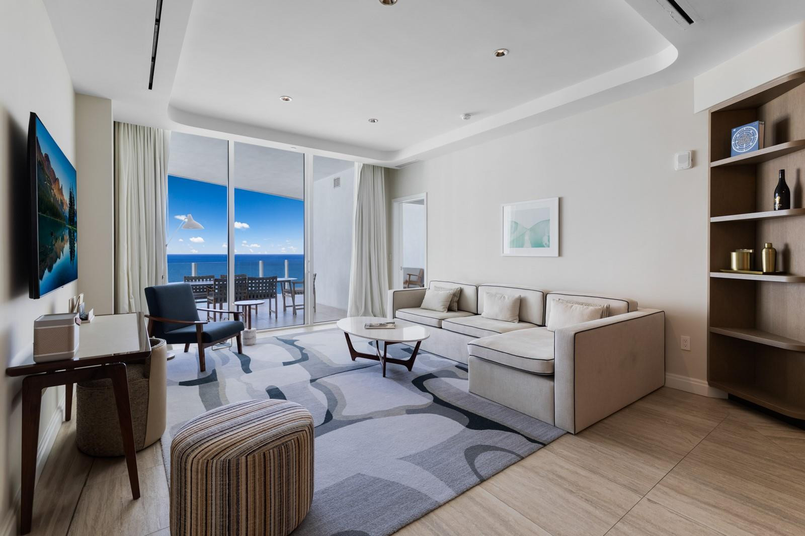 525 N Fort Lauderdale Bch #1504 Fort Lauderdale, FL 33304