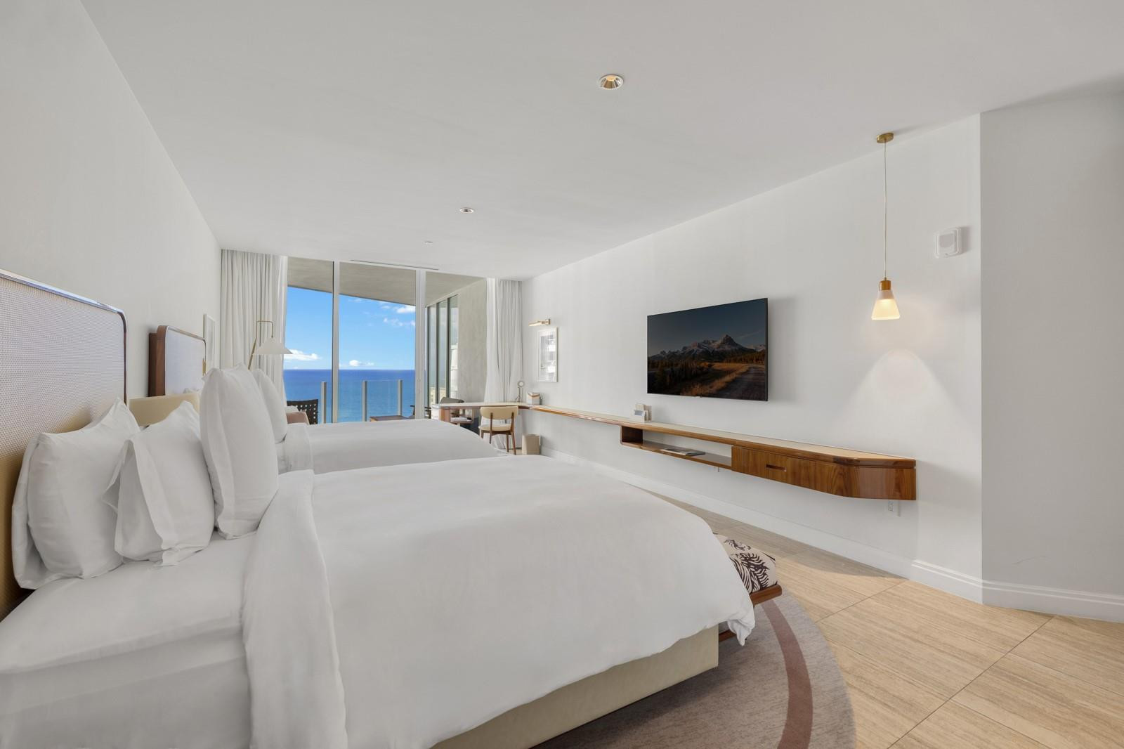 525 N Fort Lauderdale Bch #1504 Fort Lauderdale, FL 33304