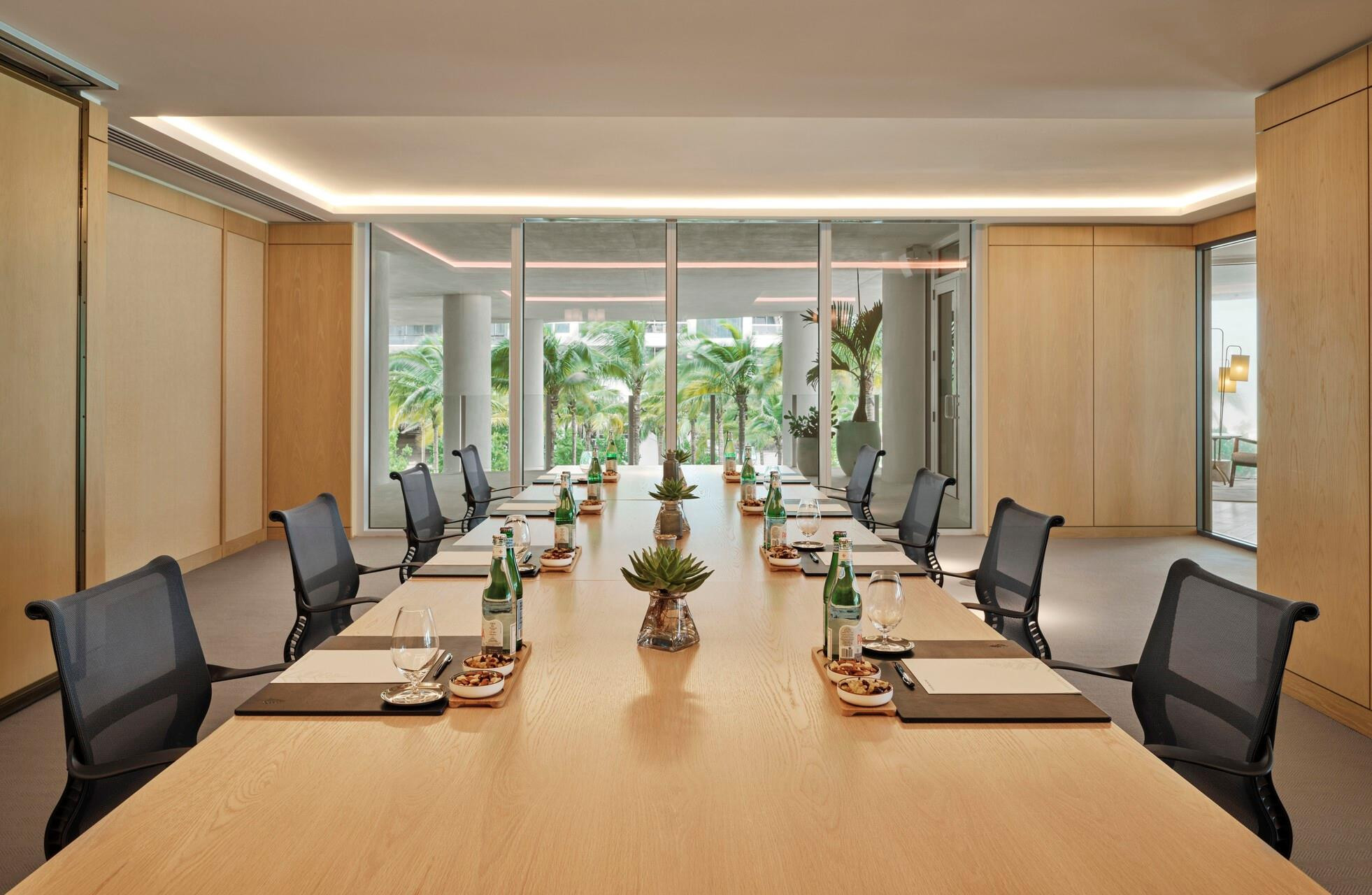 525 N Fort Lauderdale Bch #1504 Fort Lauderdale, FL 33304