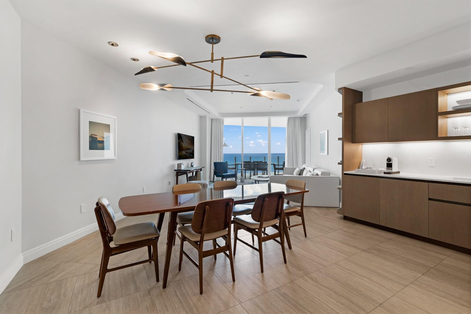 525 N Fort Lauderdale Bch #1504 Fort Lauderdale, FL 33304