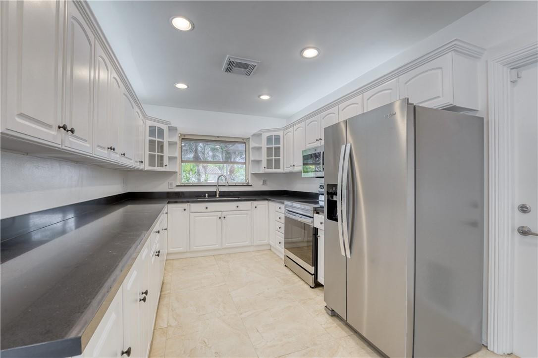 2000 Admirals Fort Lauderdale, FL 33316