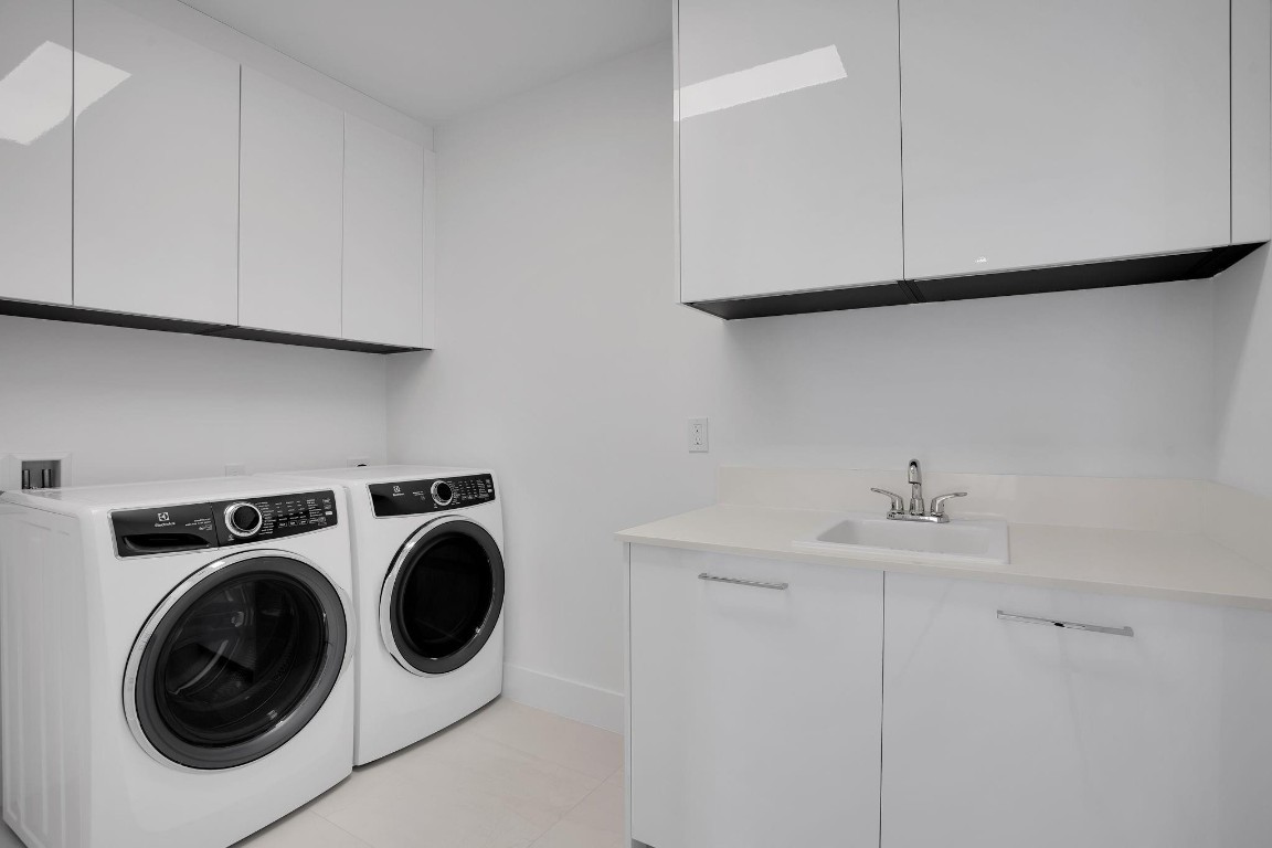 151 N Seabreeze Blv #E-1204 Fort Lauderdale, FL 33304