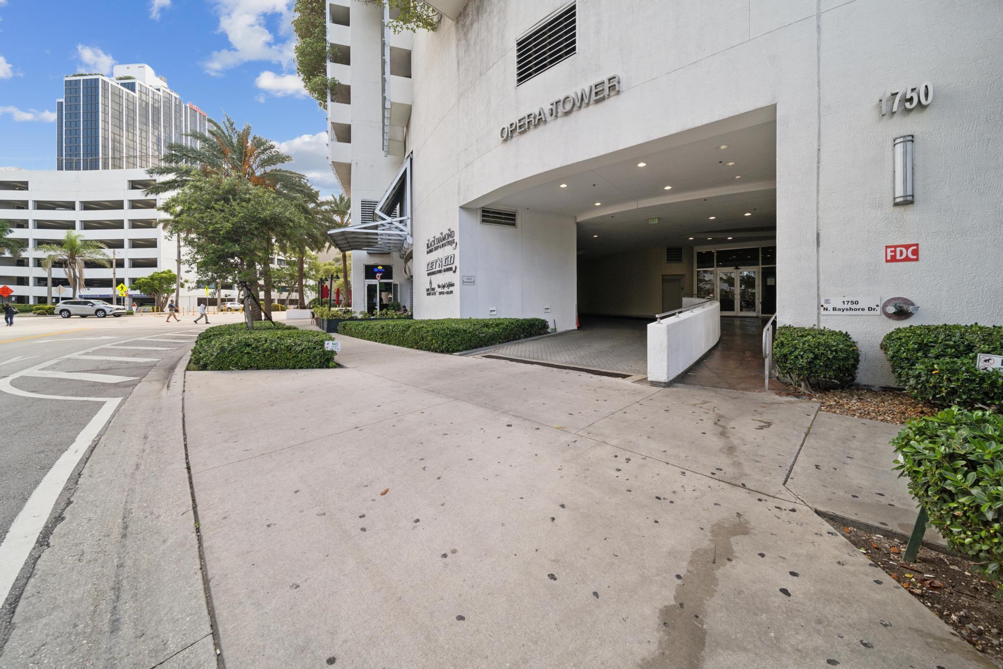 1750 N Bayshore Dr #4315-A Miami, FL 33132