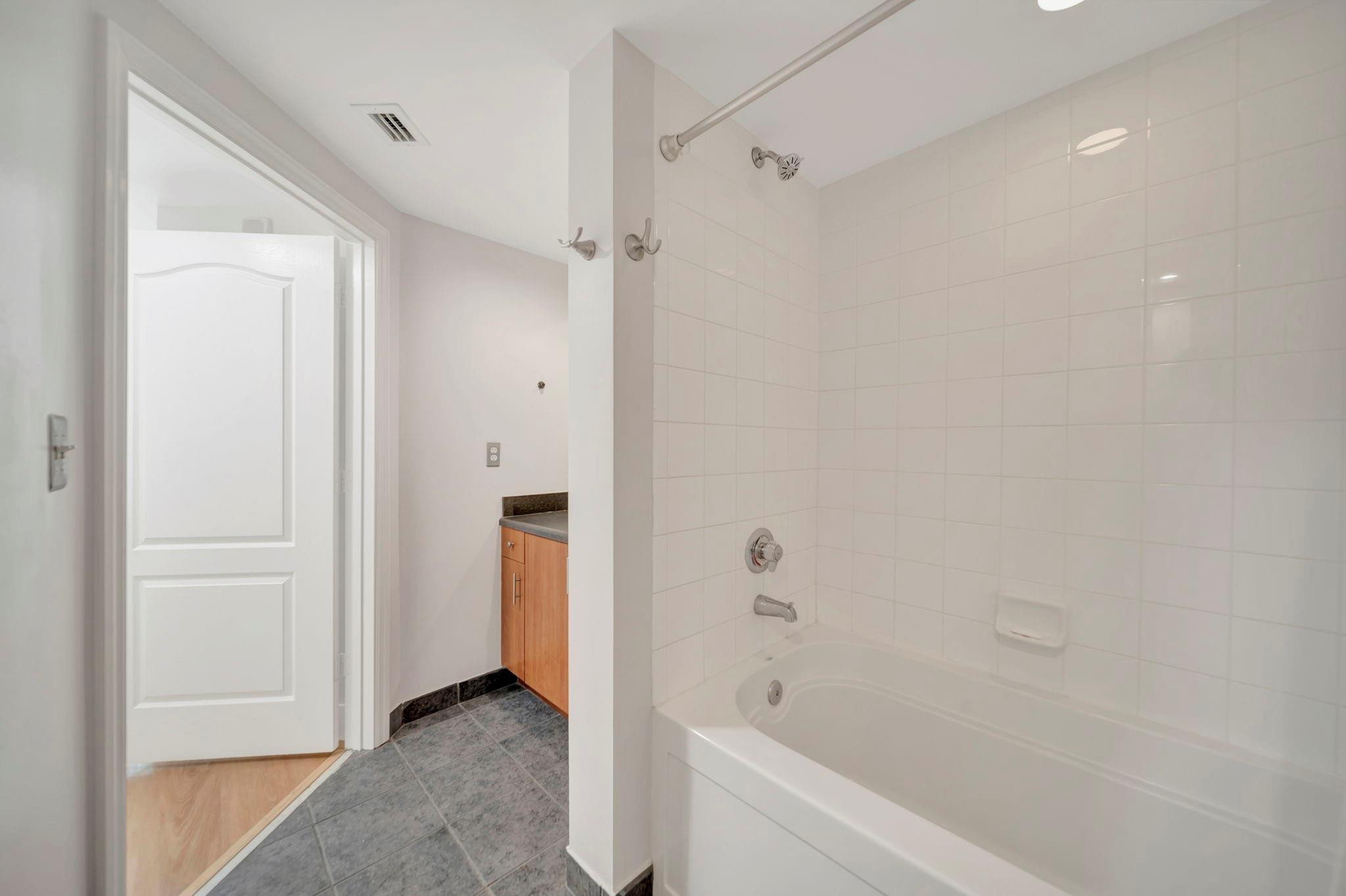 110 N Federal Hwy #707 Fort Lauderdale, FL 33301