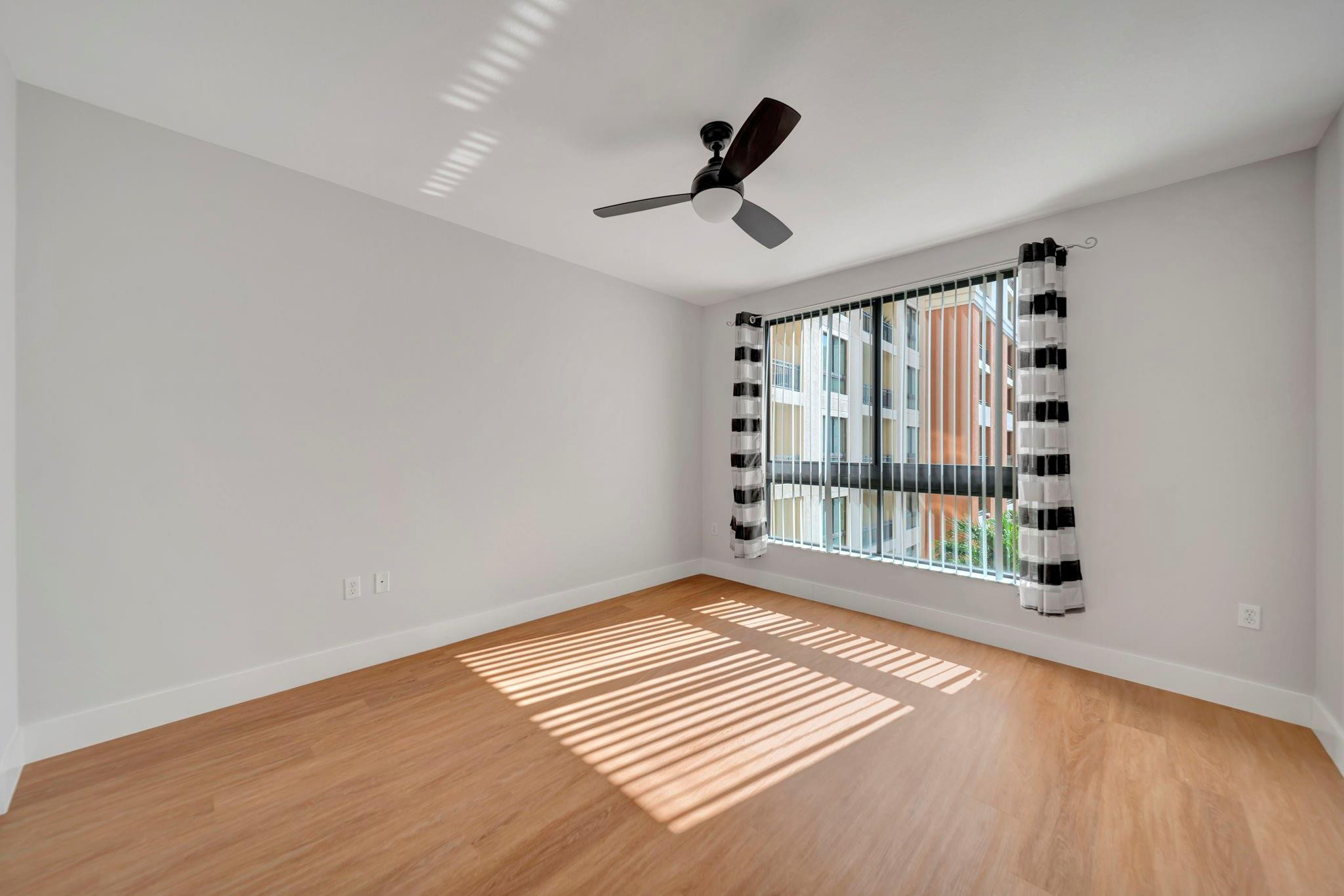 110 N Federal Hwy #707 Fort Lauderdale, FL 33301