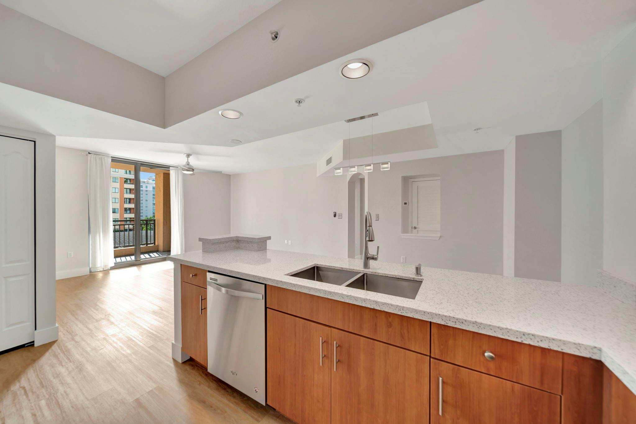 110 N Federal Hwy #707 Fort Lauderdale, FL 33301