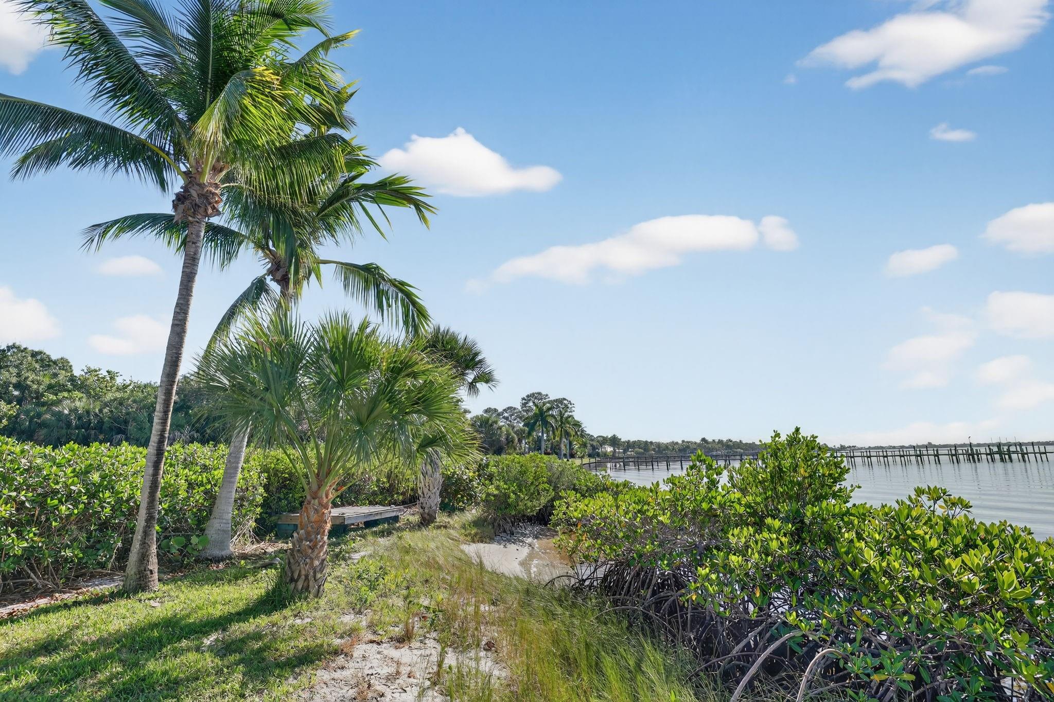 2164 NW Tilia Trl Stuart, FL 34994