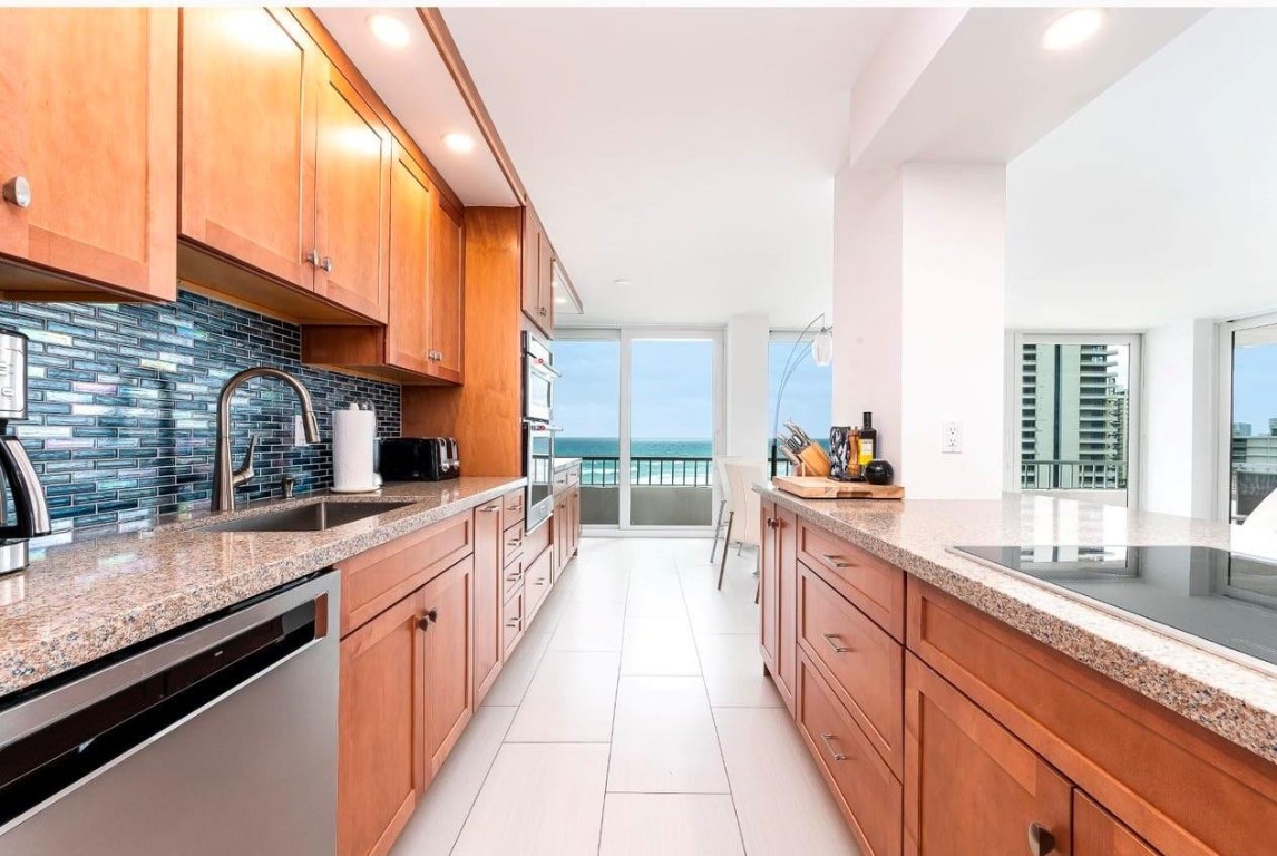 5540 N Ocean #9-B Riviera Beach, FL 33404