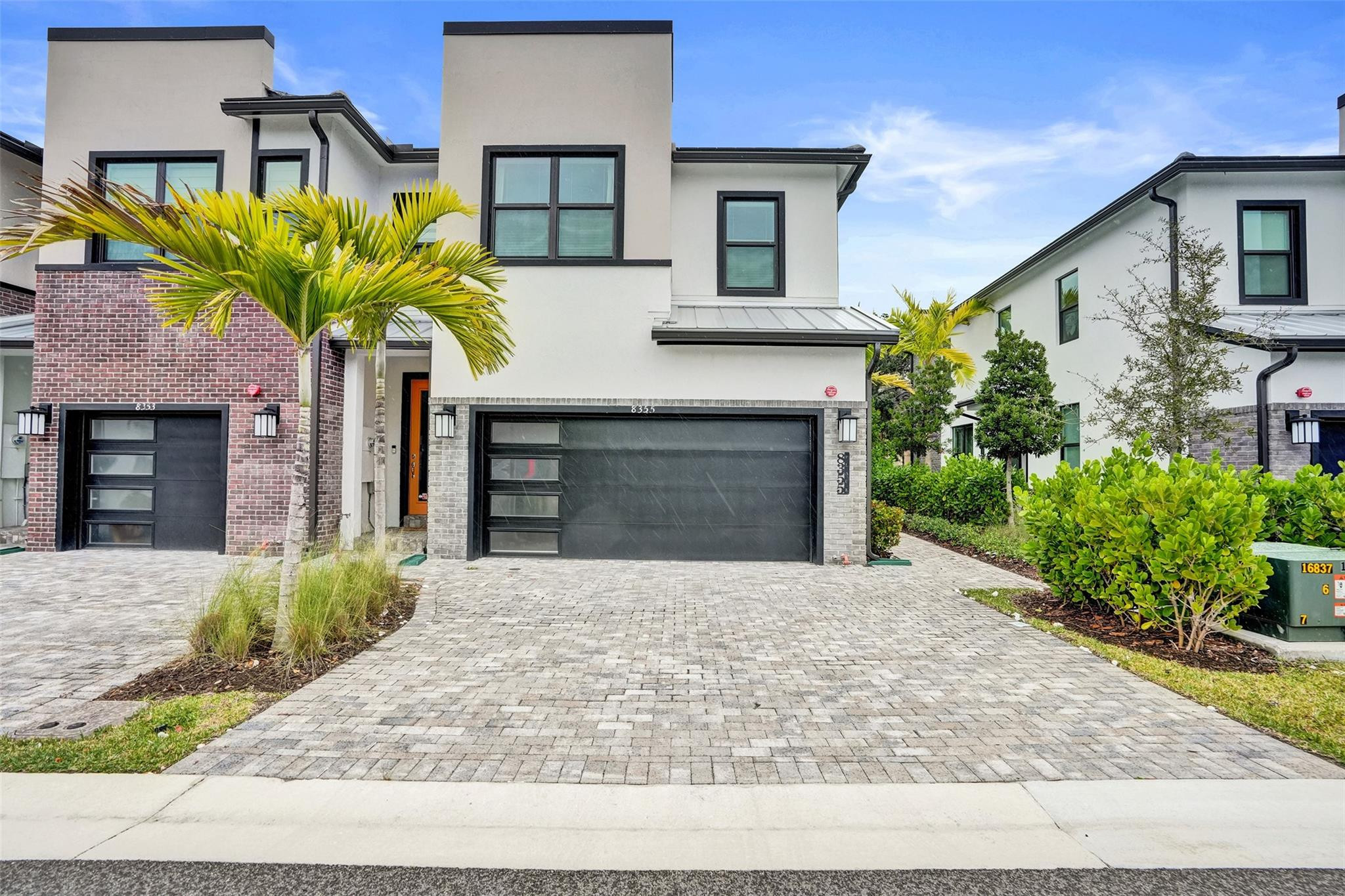 8355 NW 7th Plantation, FL 33324