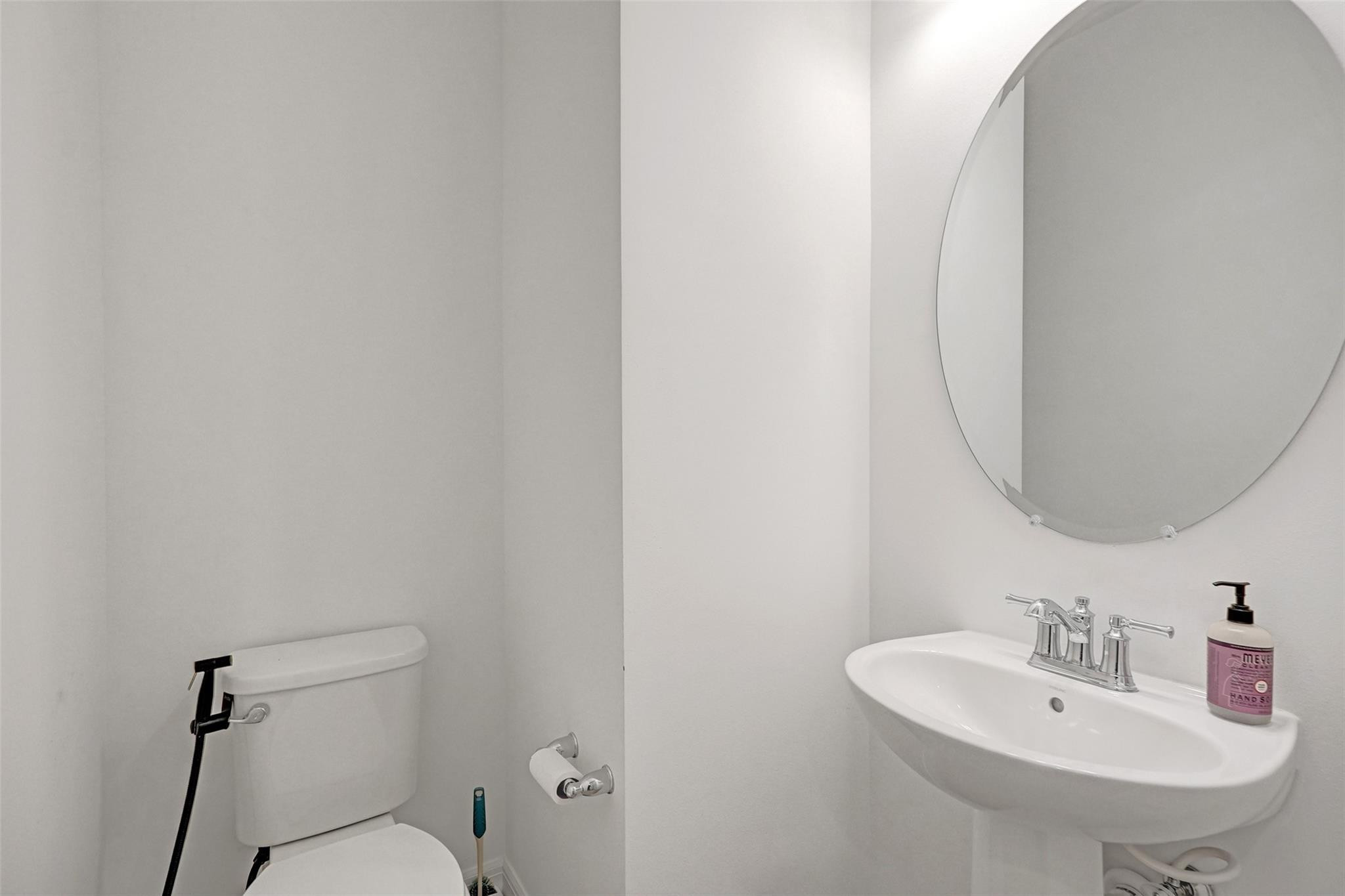 8355 NW 7th Plantation, FL 33324