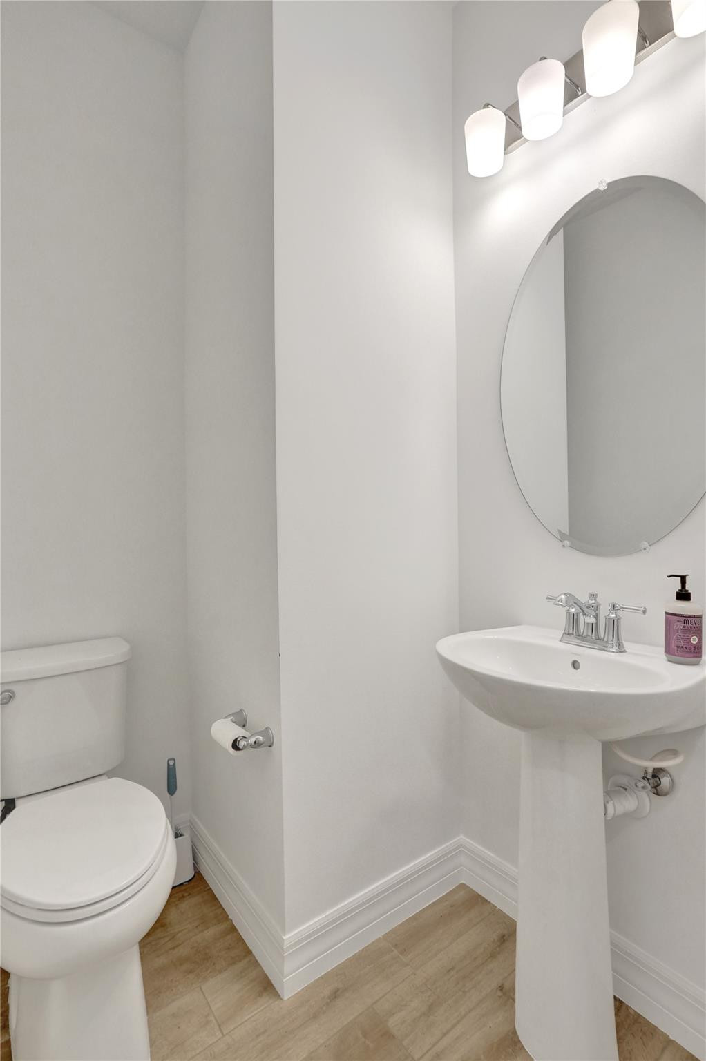 8355 NW 7th Plantation, FL 33324