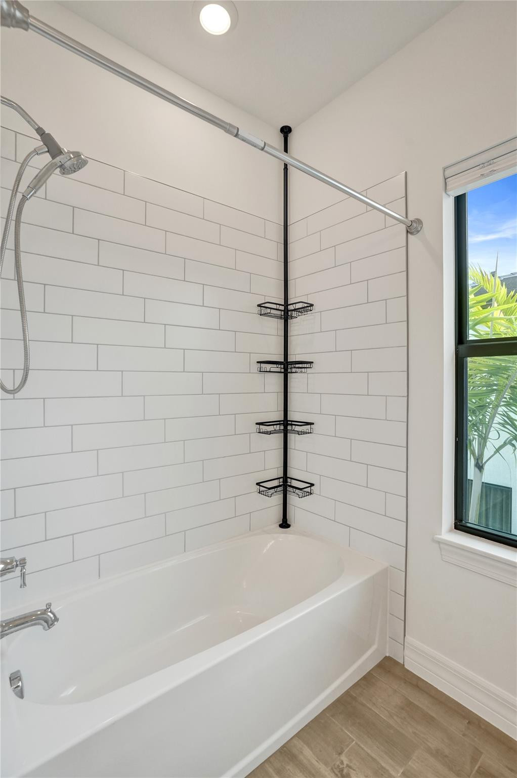 8355 NW 7th Plantation, FL 33324