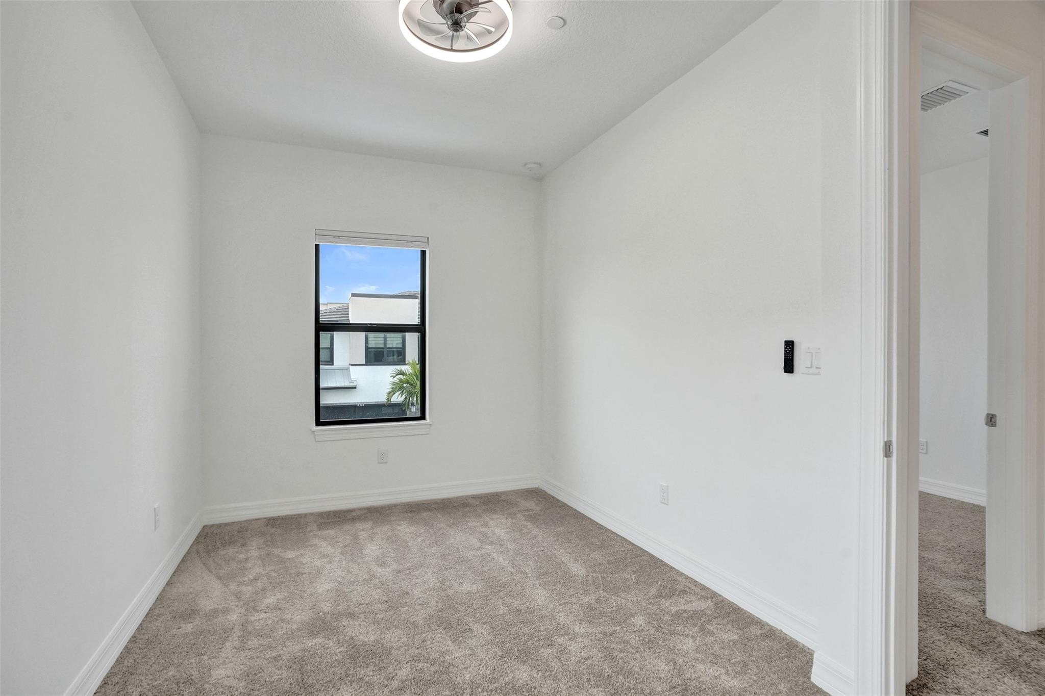 8355 NW 7th Plantation, FL 33324