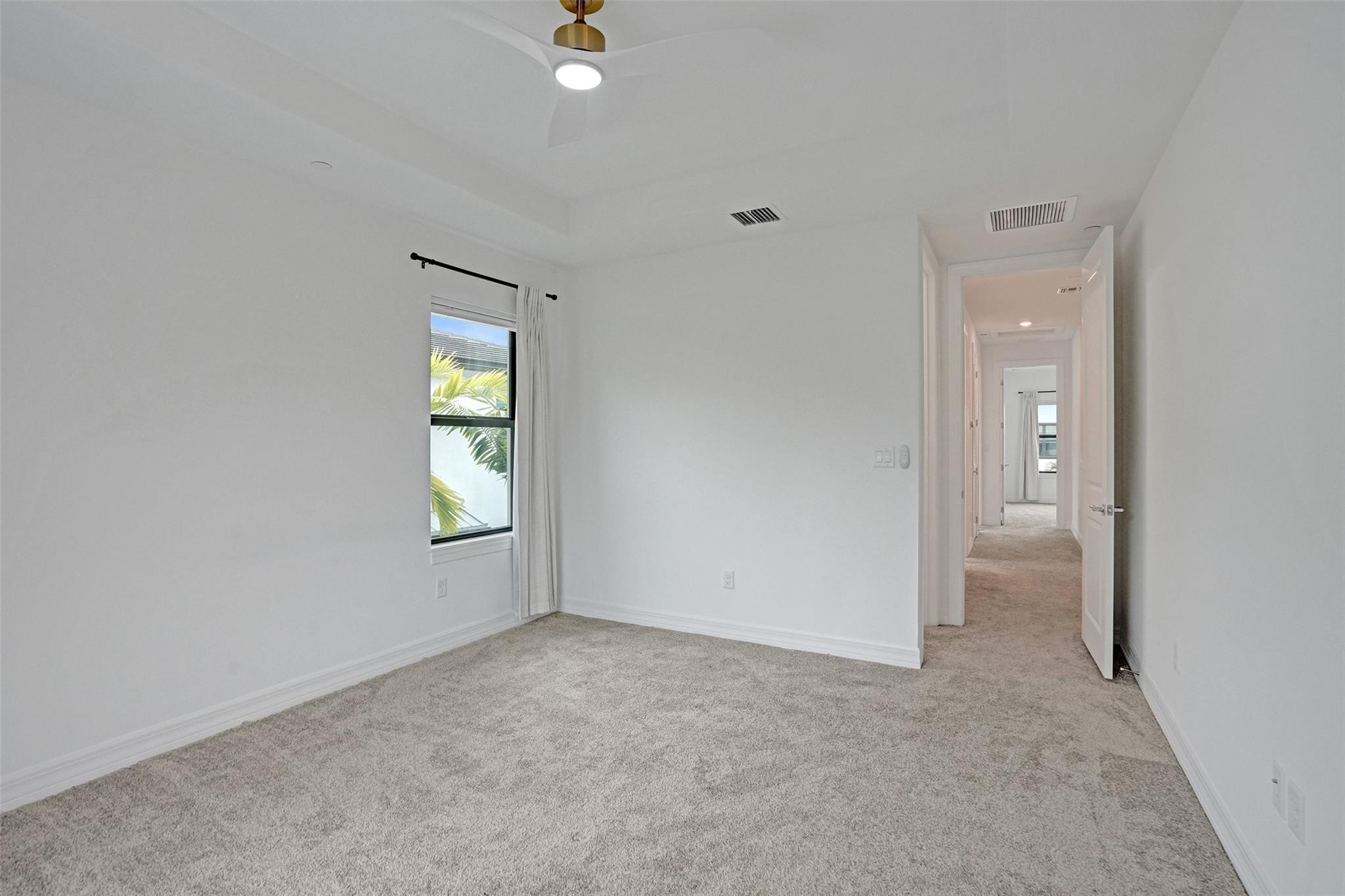 8355 NW 7th Plantation, FL 33324