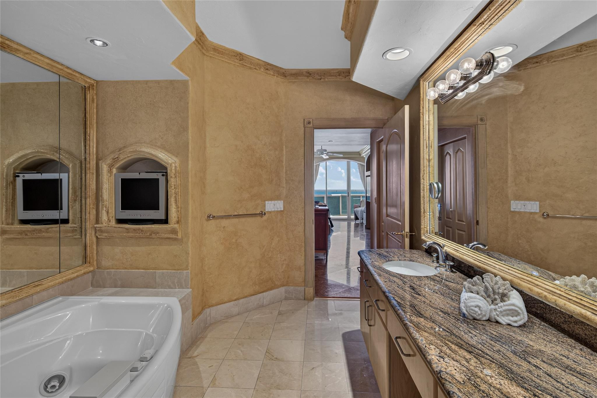 3200 N Ocean #1907 Fort Lauderdale, FL 33308