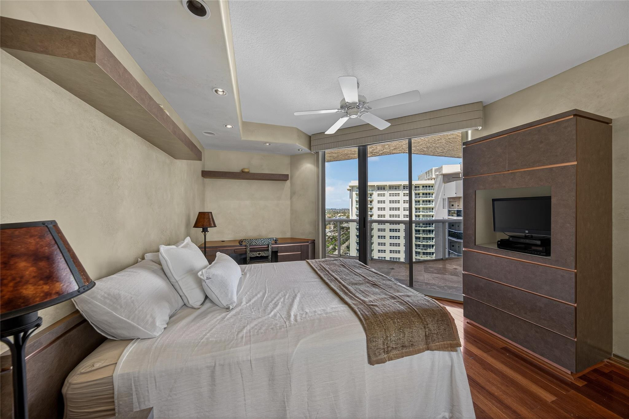 3200 N Ocean #1907 Fort Lauderdale, FL 33308