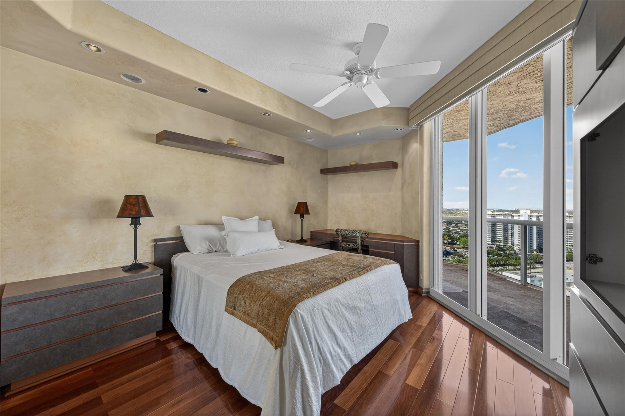 3200 N Ocean #1907 Fort Lauderdale, FL 33308