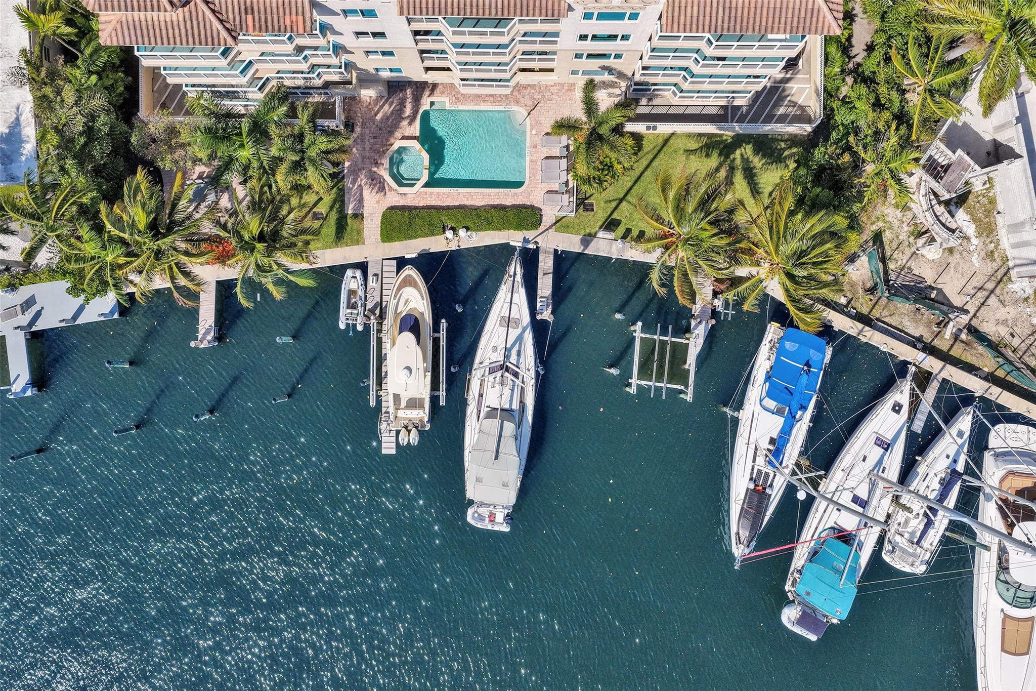 516 Hendricks #4A Fort Lauderdale, FL 33301