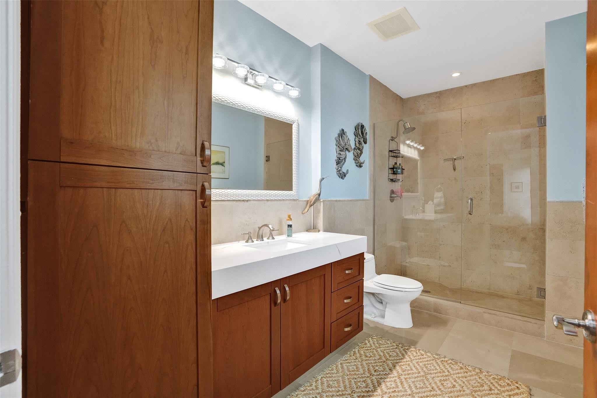 516 Hendricks #4A Fort Lauderdale, FL 33301