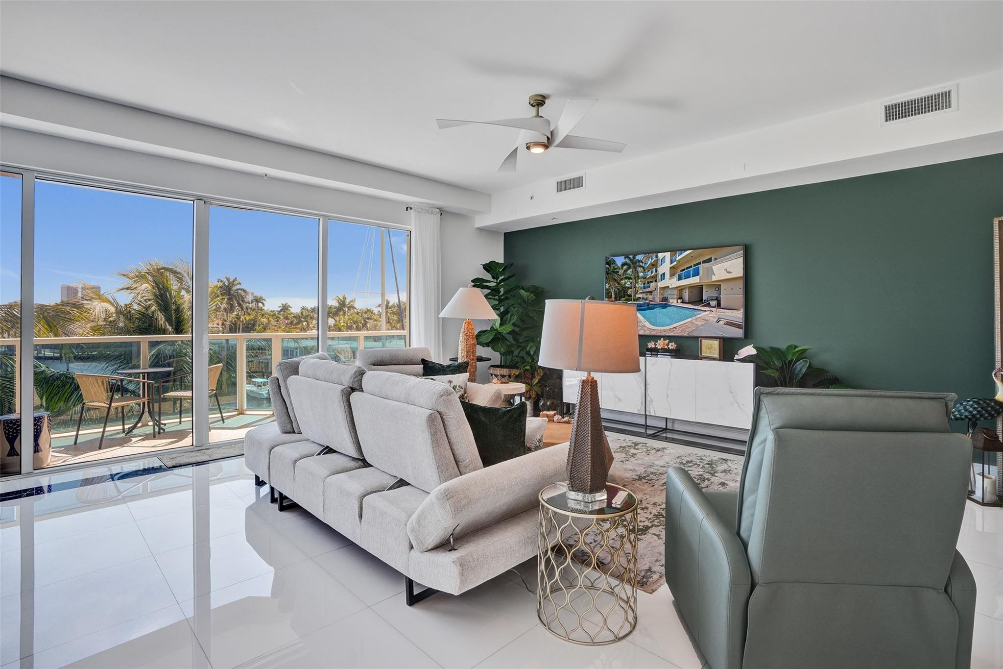 516 Hendricks #4A Fort Lauderdale, FL 33301