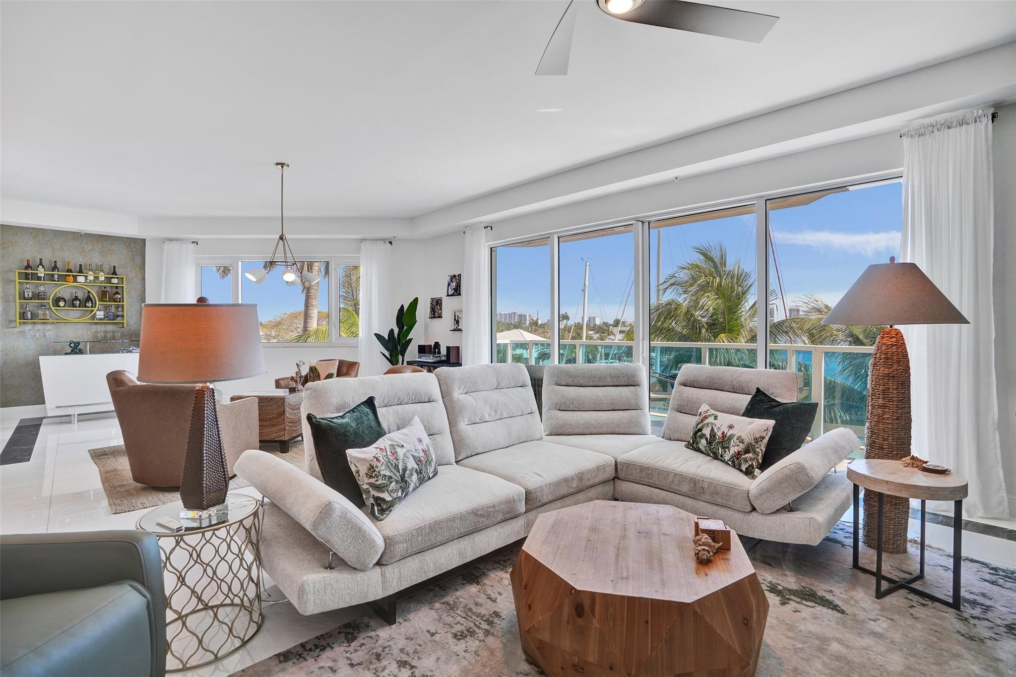 516 Hendricks #4A Fort Lauderdale, FL 33301