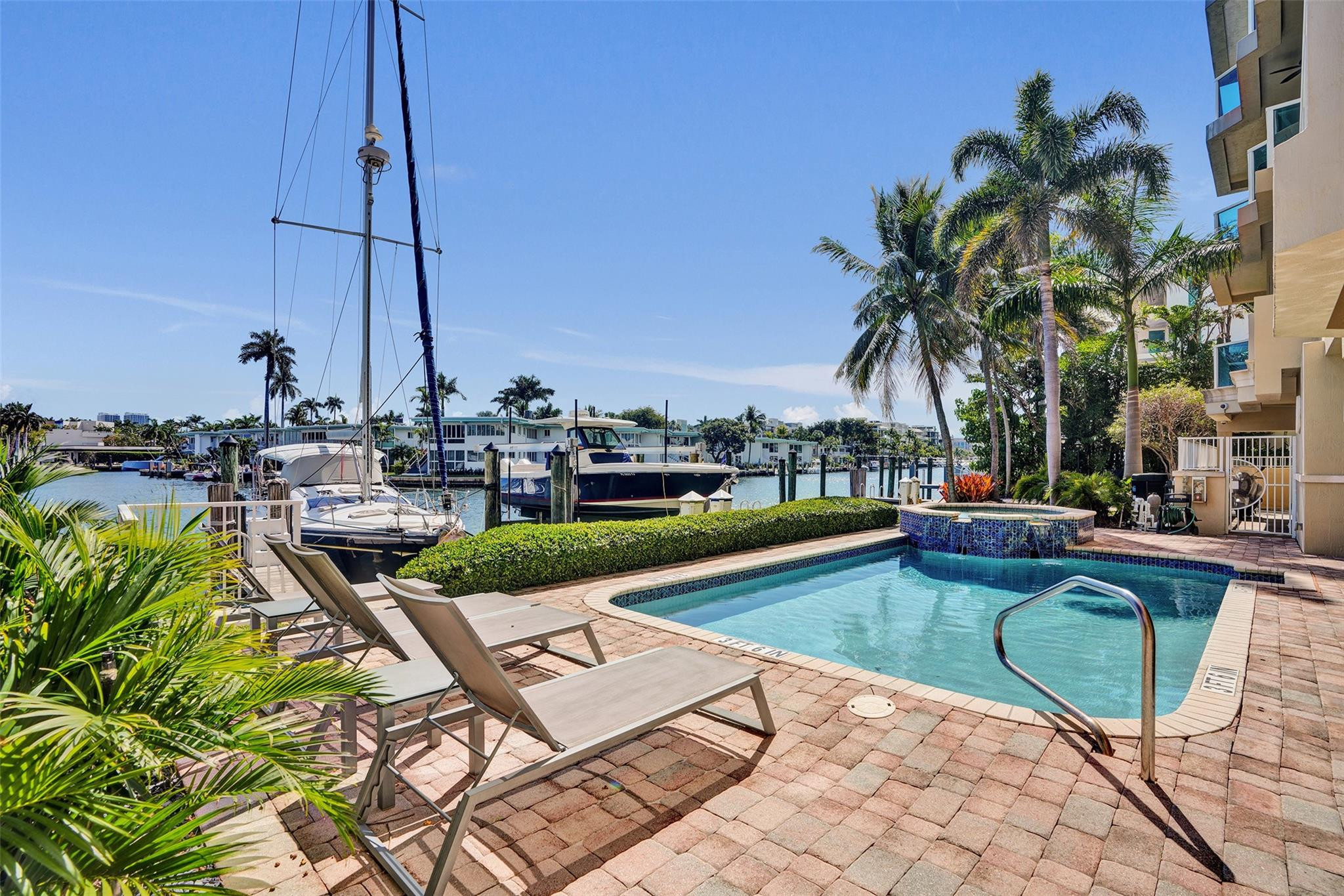 516 Hendricks #4A Fort Lauderdale, FL 33301