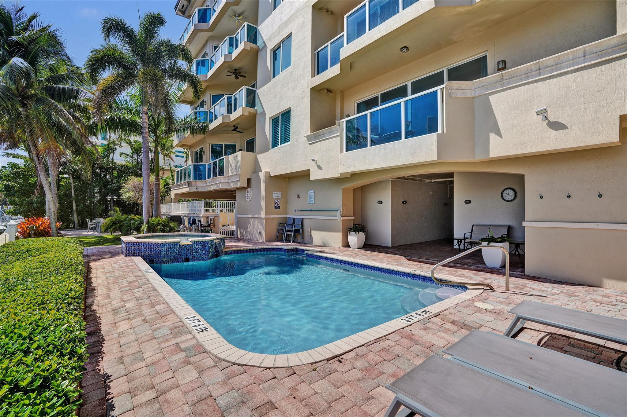 516 Hendricks #4A Fort Lauderdale, FL 33301