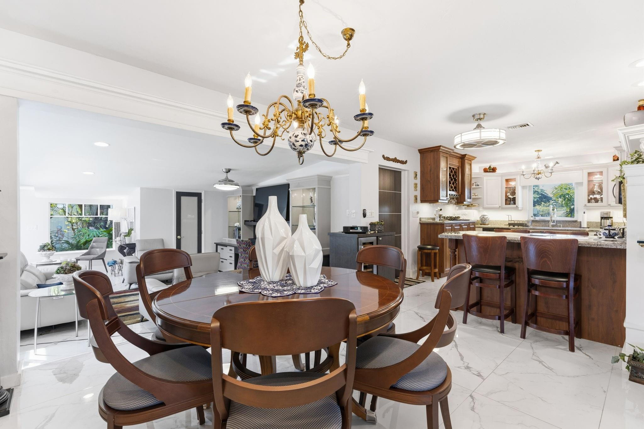 2624 NE 30th Fort Lauderdale, FL 33306