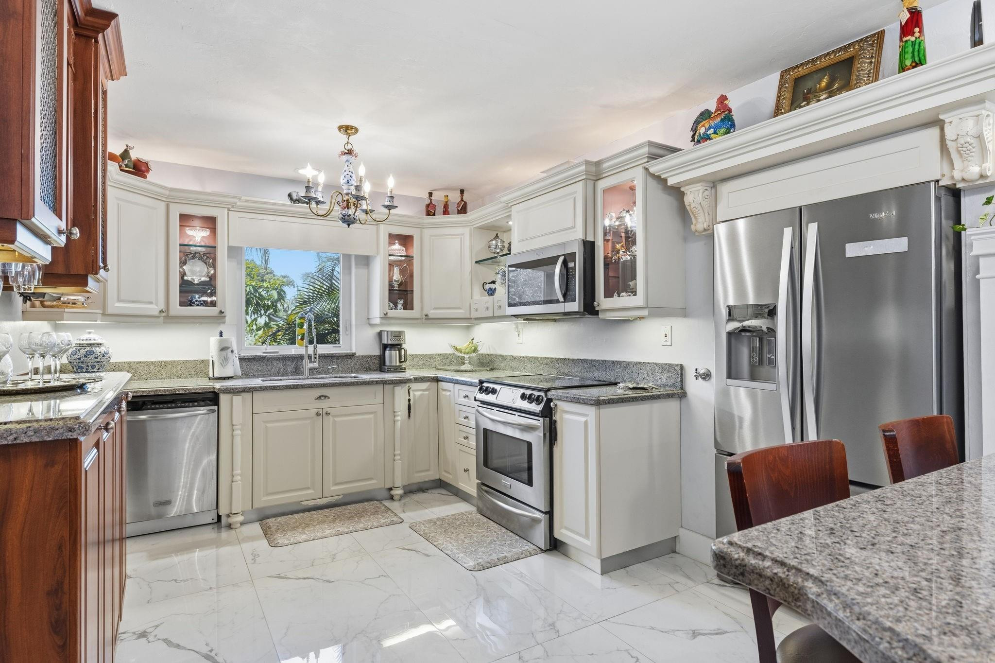 2624 NE 30th Fort Lauderdale, FL 33306