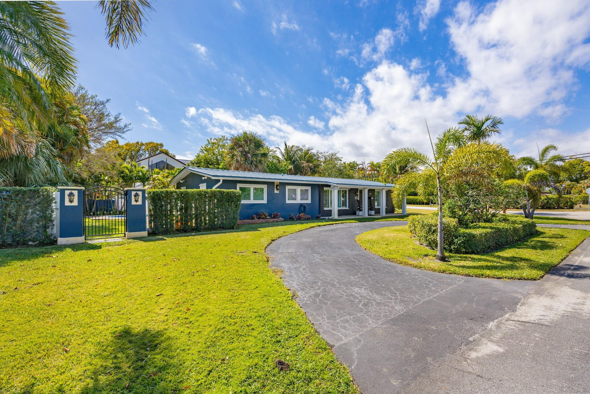 2624 NE 30th Fort Lauderdale, FL 33306