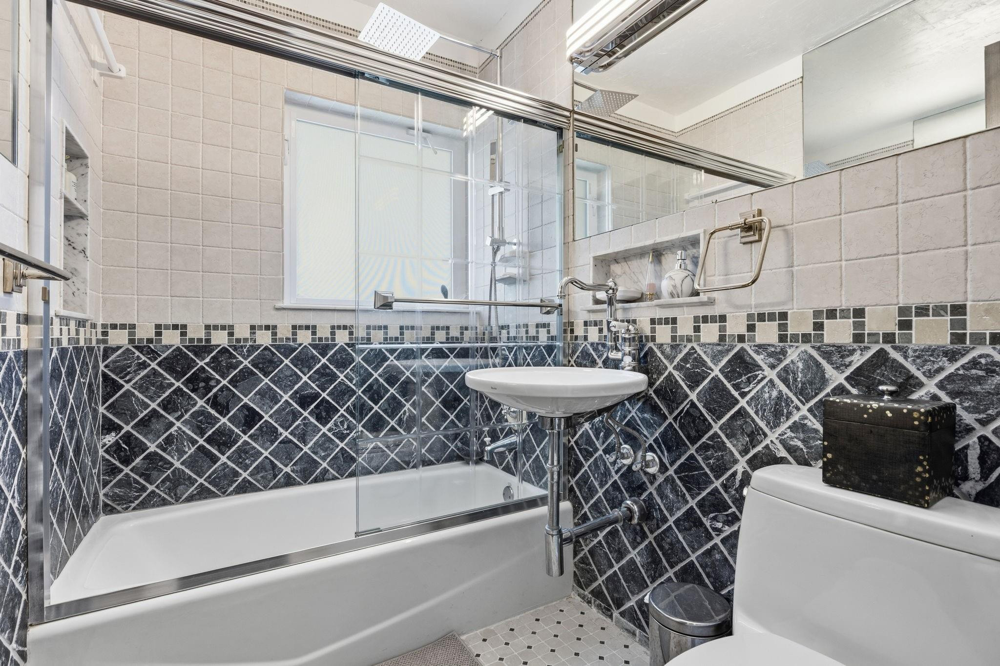 2624 NE 30th Fort Lauderdale, FL 33306