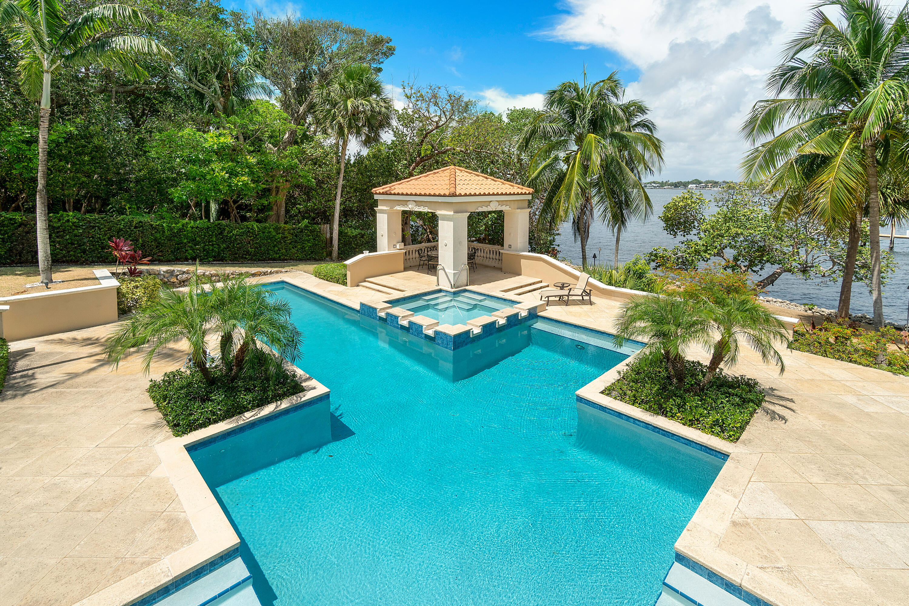 Manalapan Homes for Sale David Siddons Group