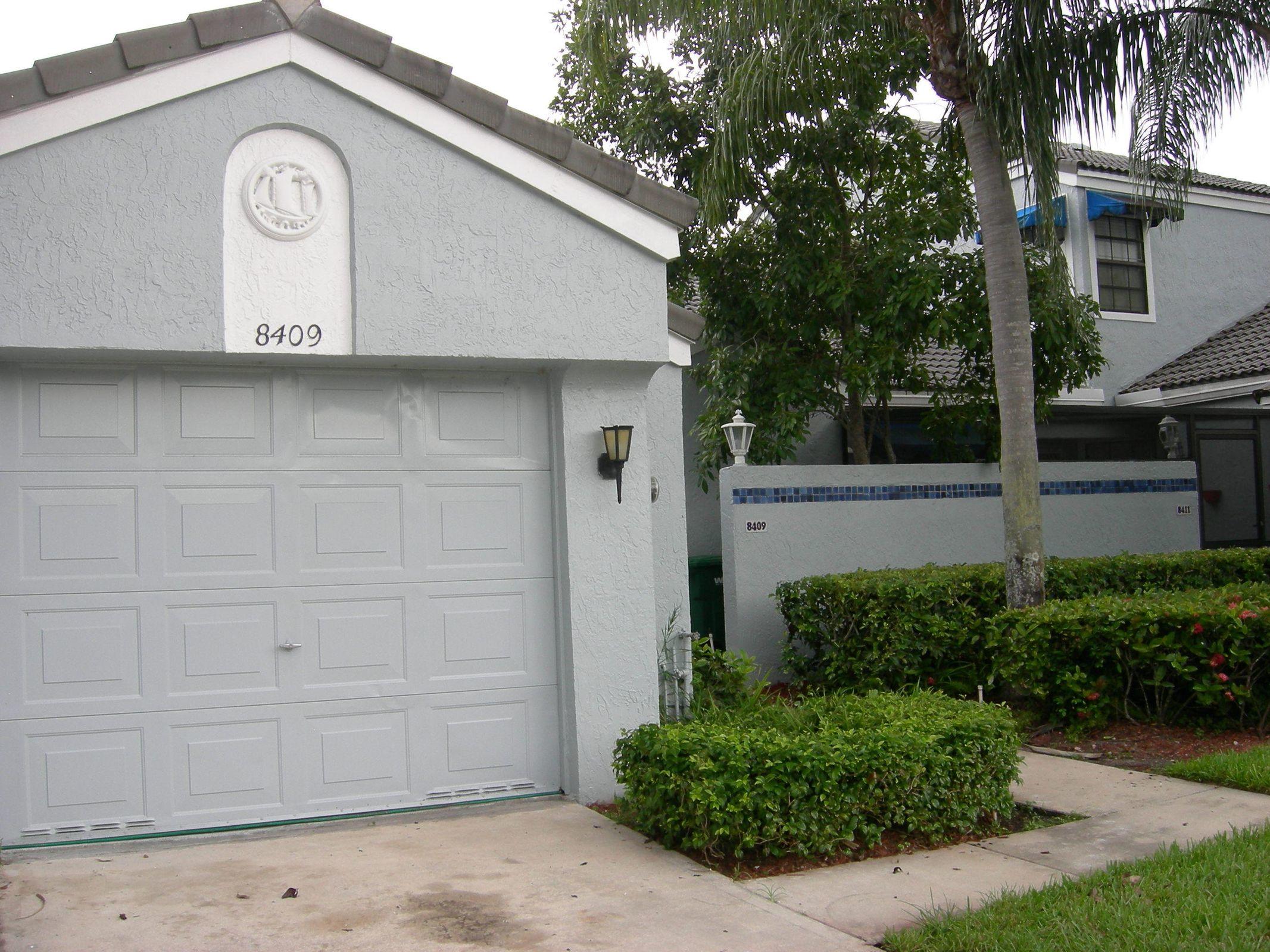 8409 Waterford Circle