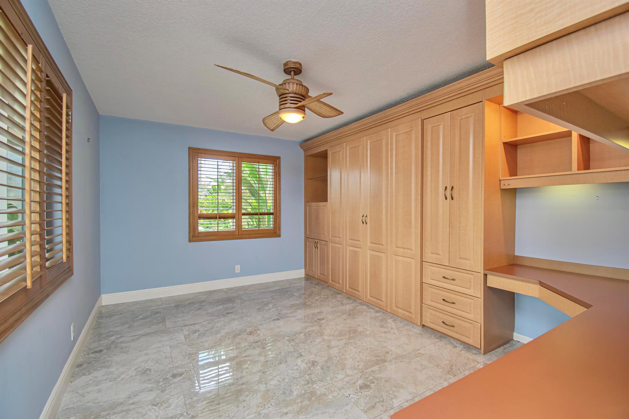 952 Brookdale Dr Boynton Beach, FL 33435