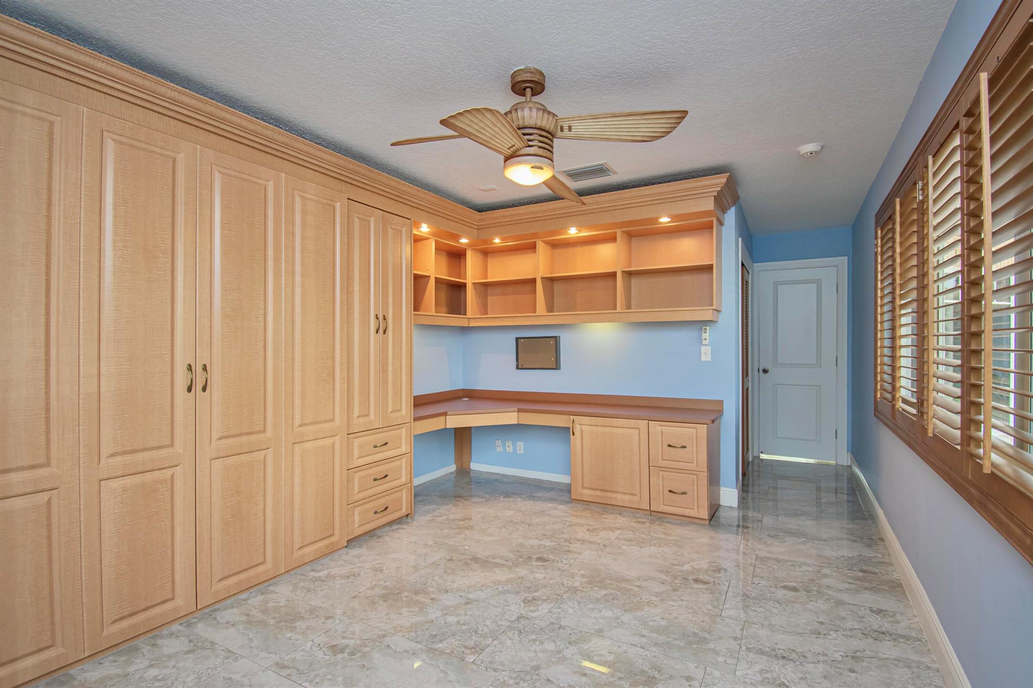 952 Brookdale Dr Boynton Beach, FL 33435