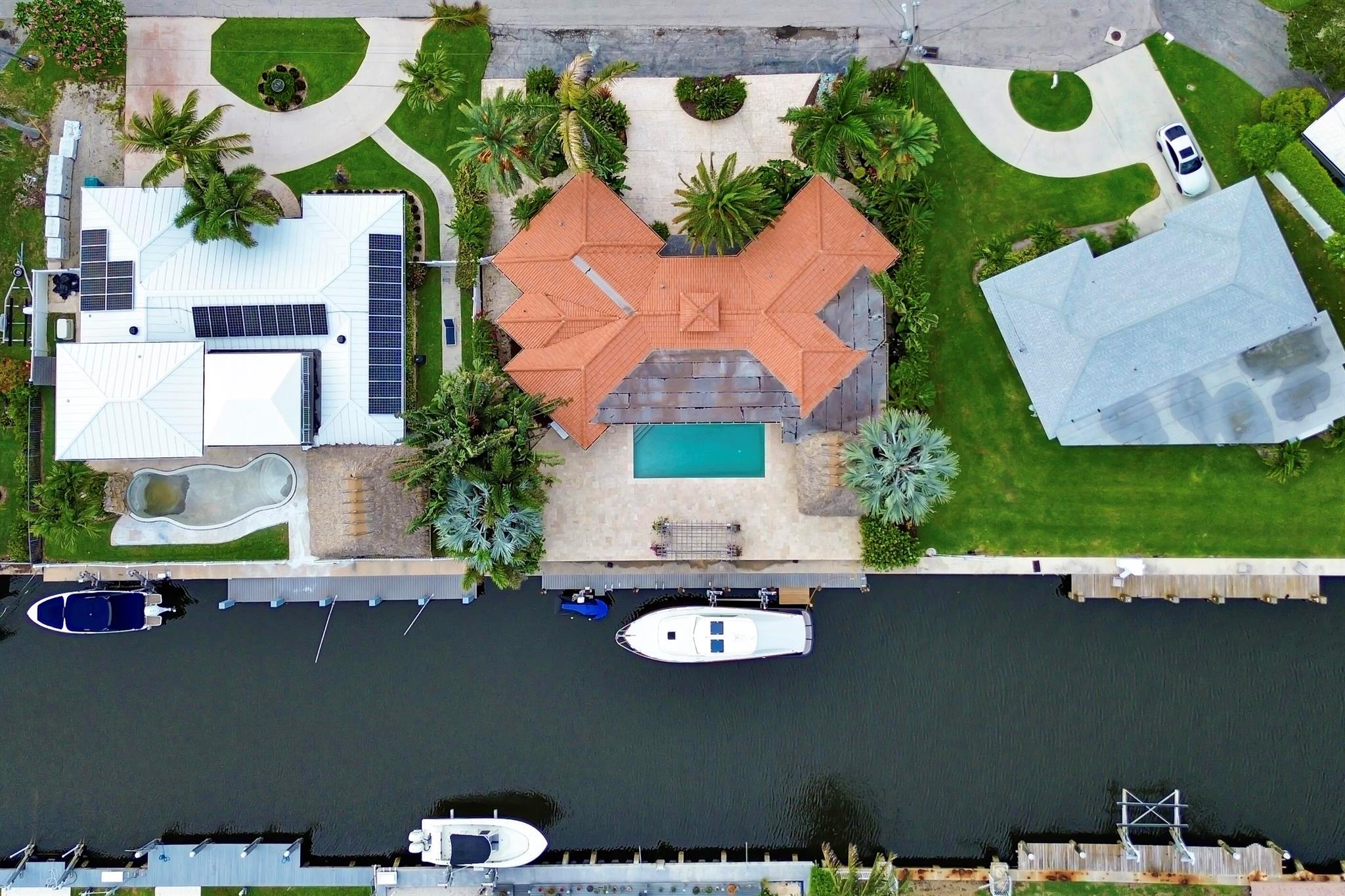 952 Brookdale Dr Boynton Beach, FL 33435