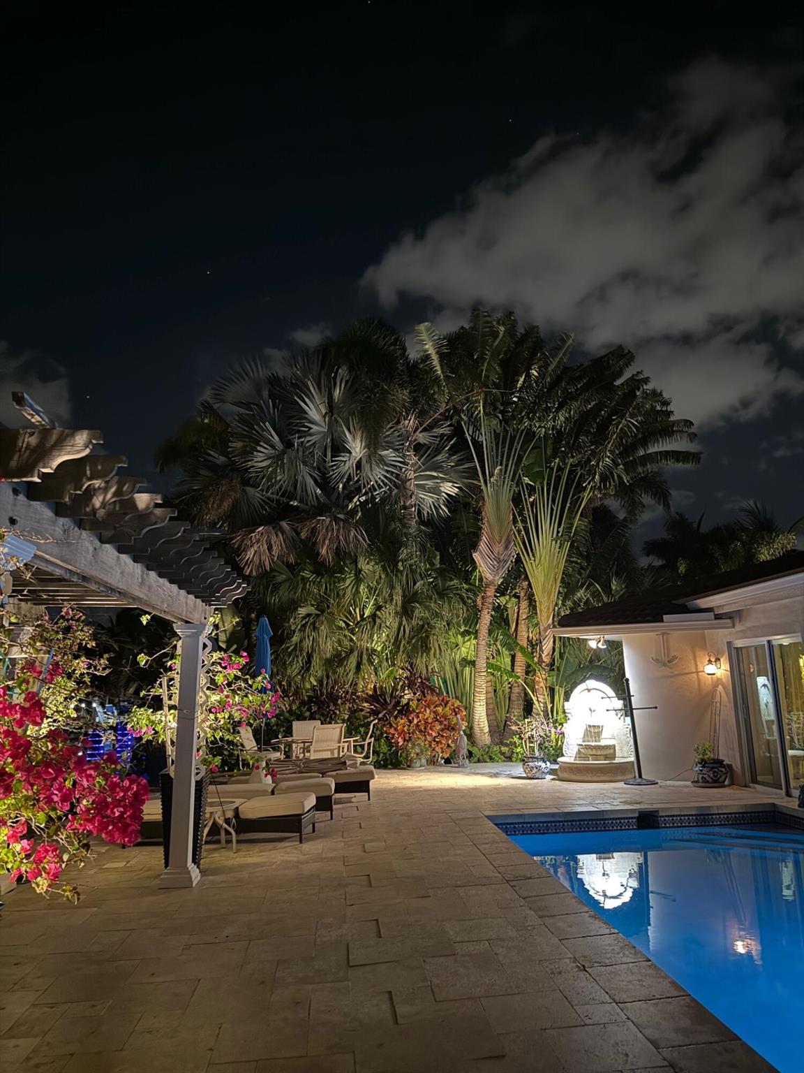 952 Brookdale Dr Boynton Beach, FL 33435