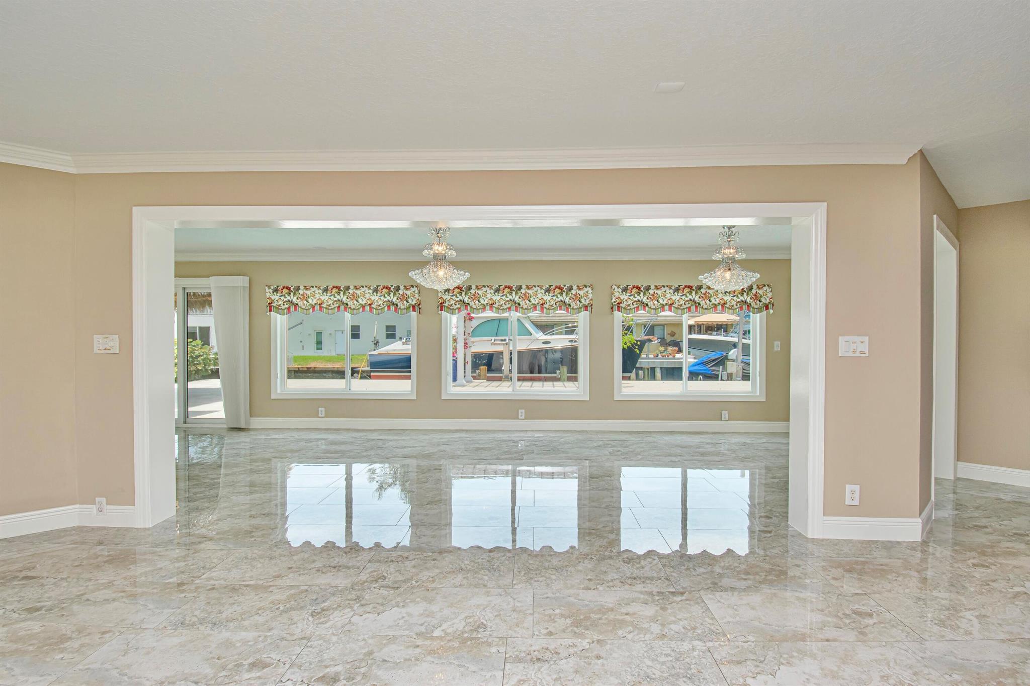 952 Brookdale Dr Boynton Beach, FL 33435