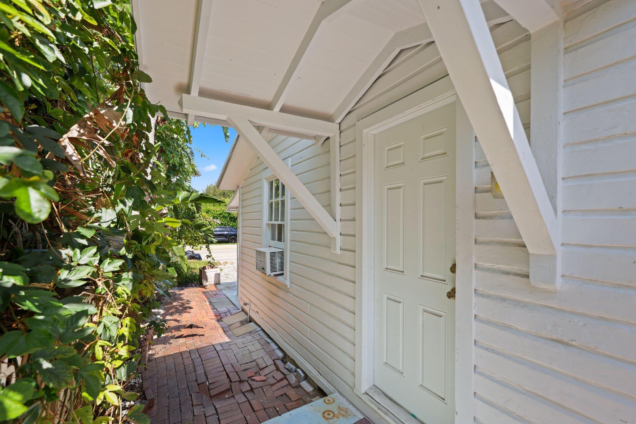 4617 N Ocean Blvd Boynton Beach, FL 33435