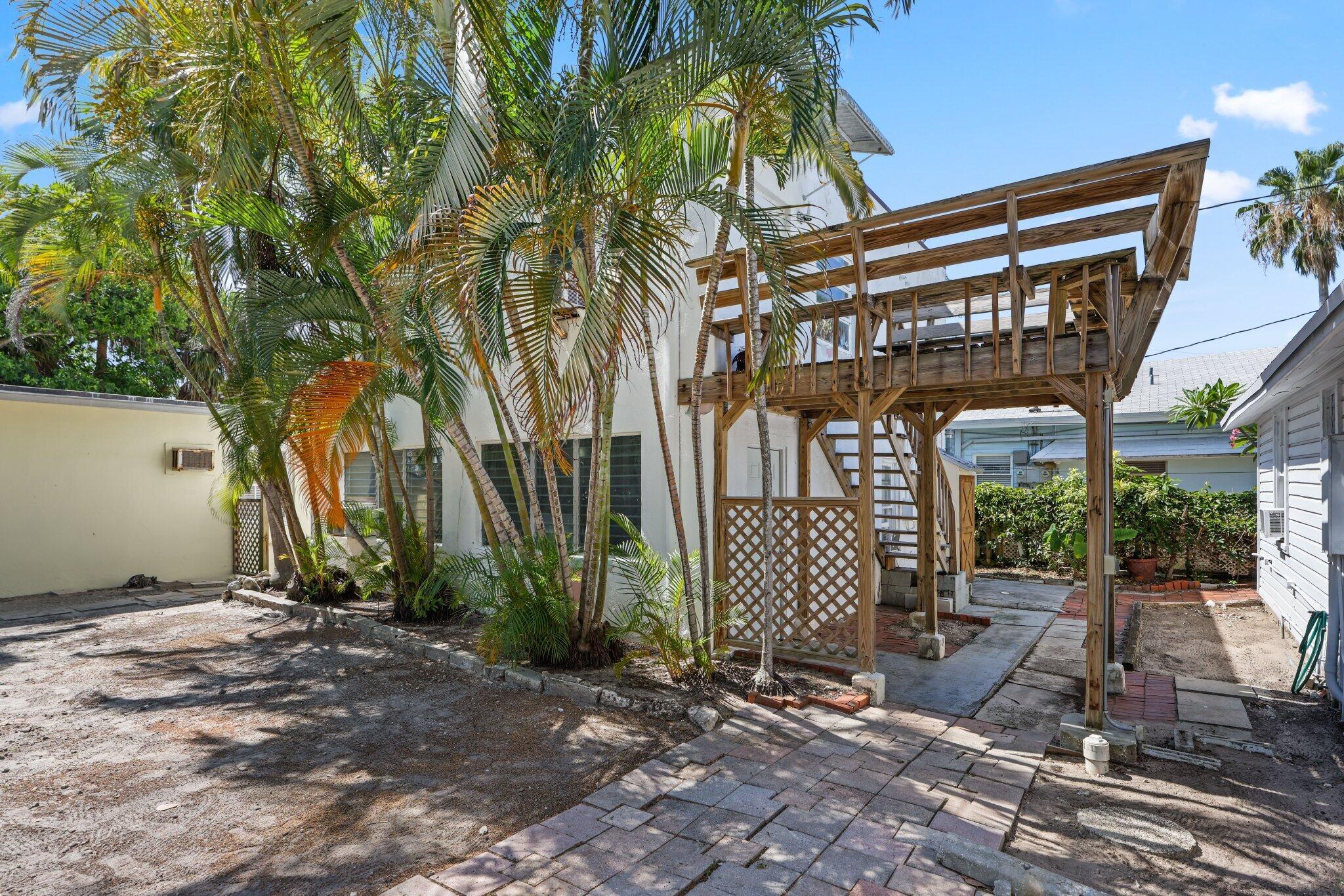 4617 N Ocean Blvd Boynton Beach, FL 33435