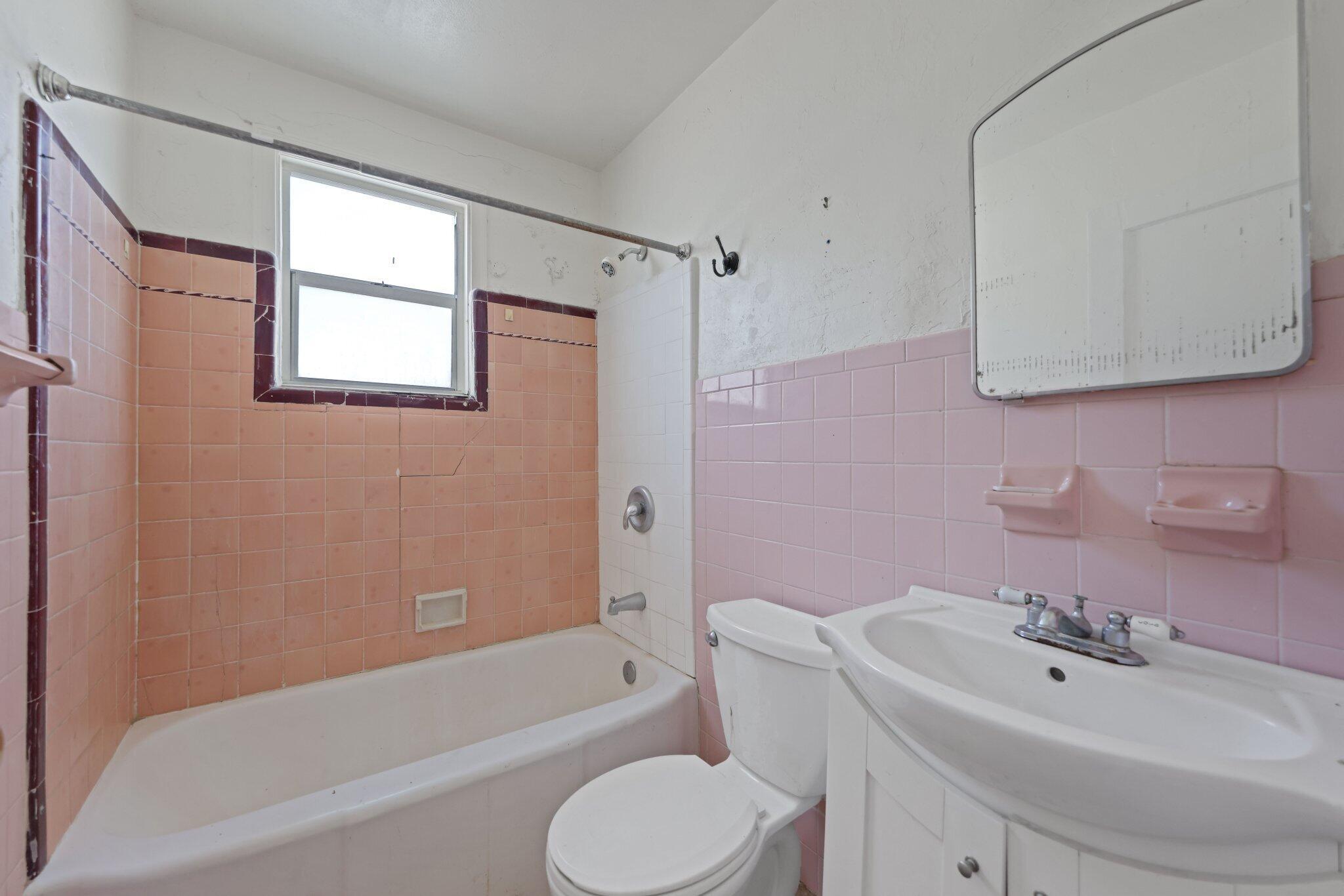 4617 N Ocean Blvd Boynton Beach, FL 33435