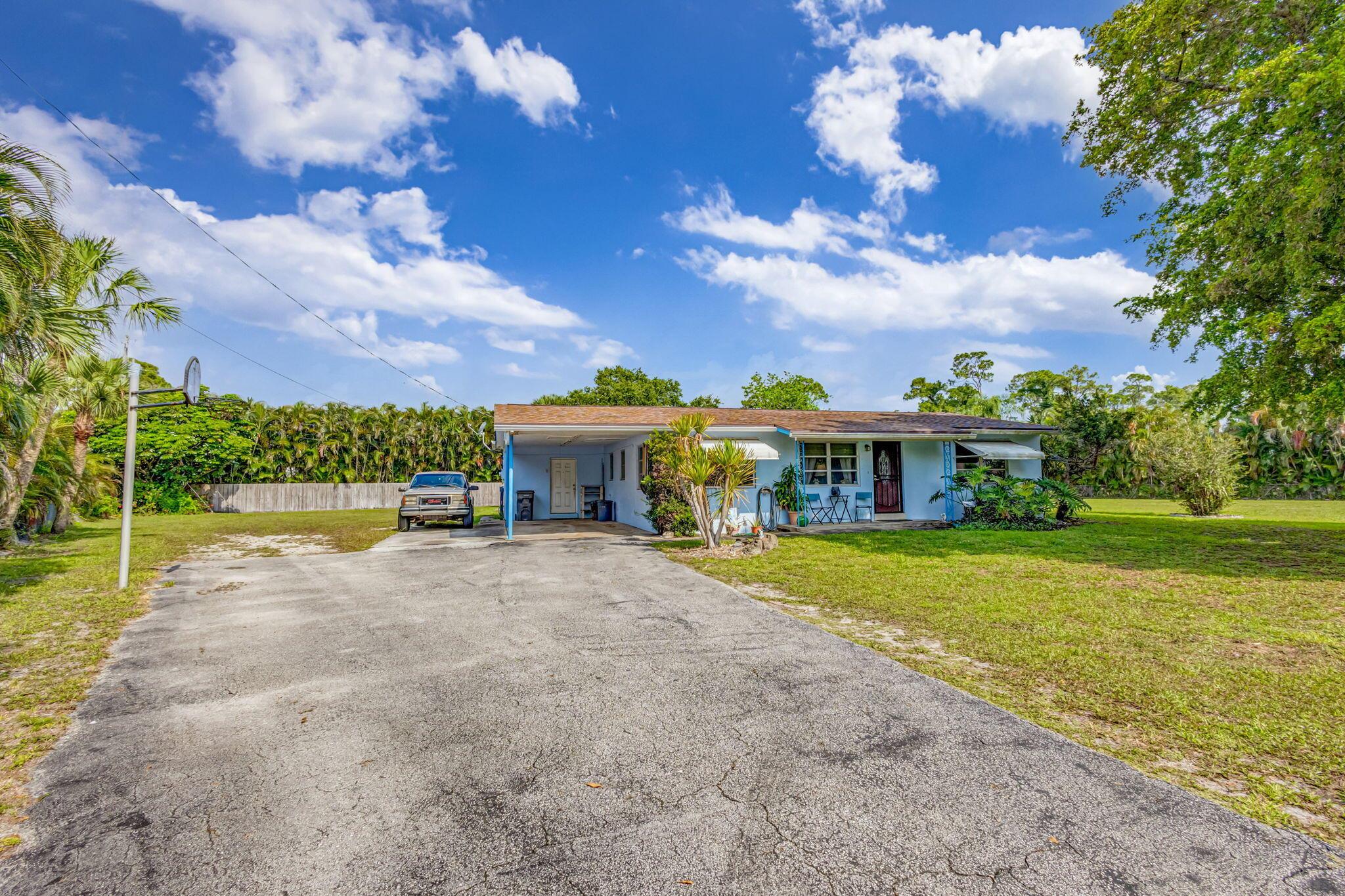 8781 N Virgina Ave,Palm Beach Gardens, FL 33418