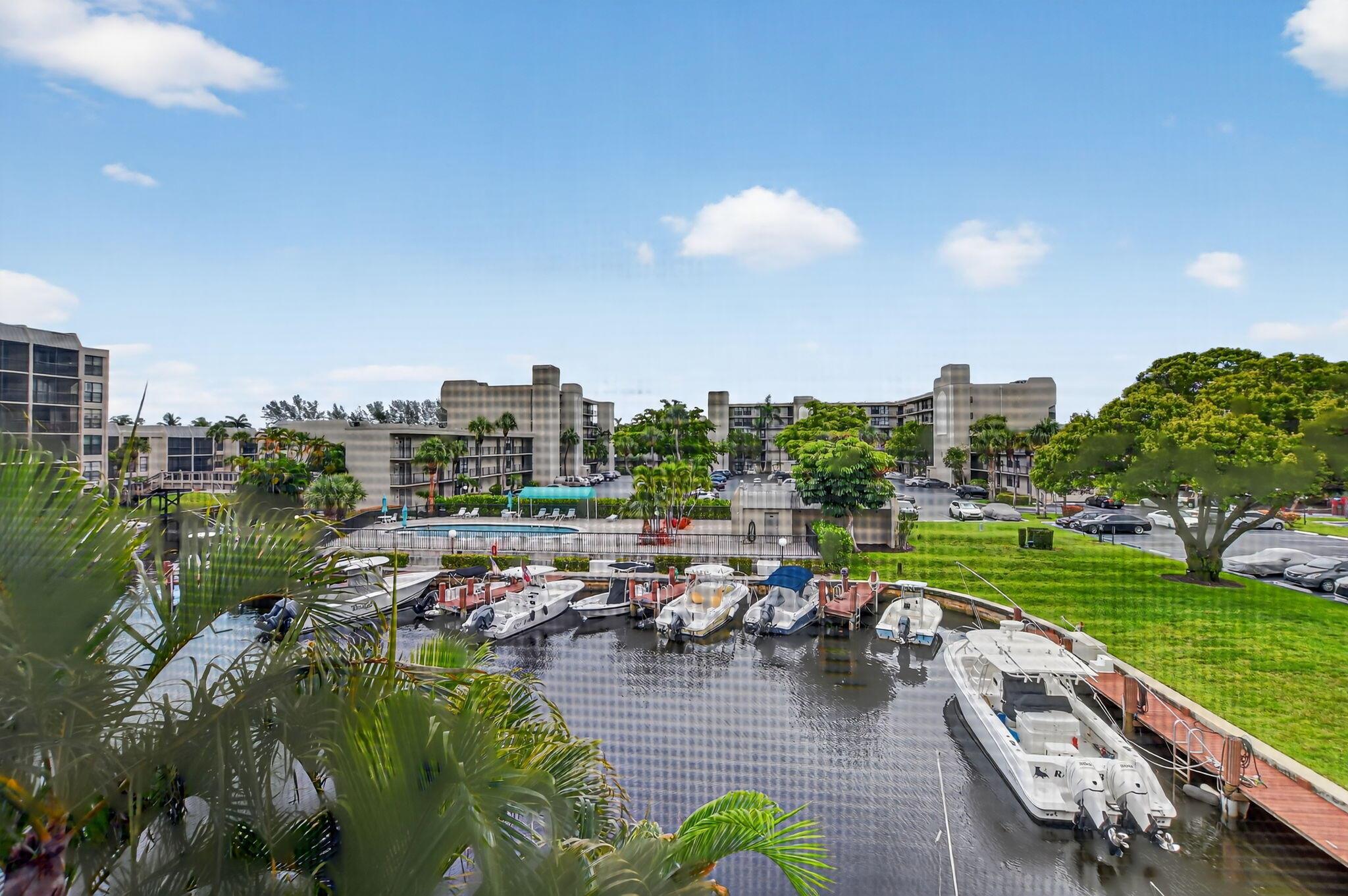 4 Royal Palm Way #3070