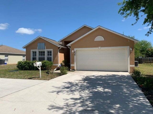 237 NW Bayshore Blvd
