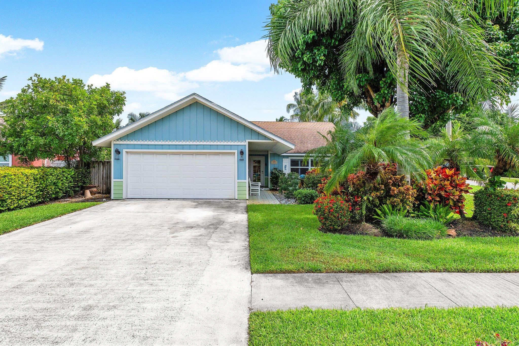 801 SW 1st Ct